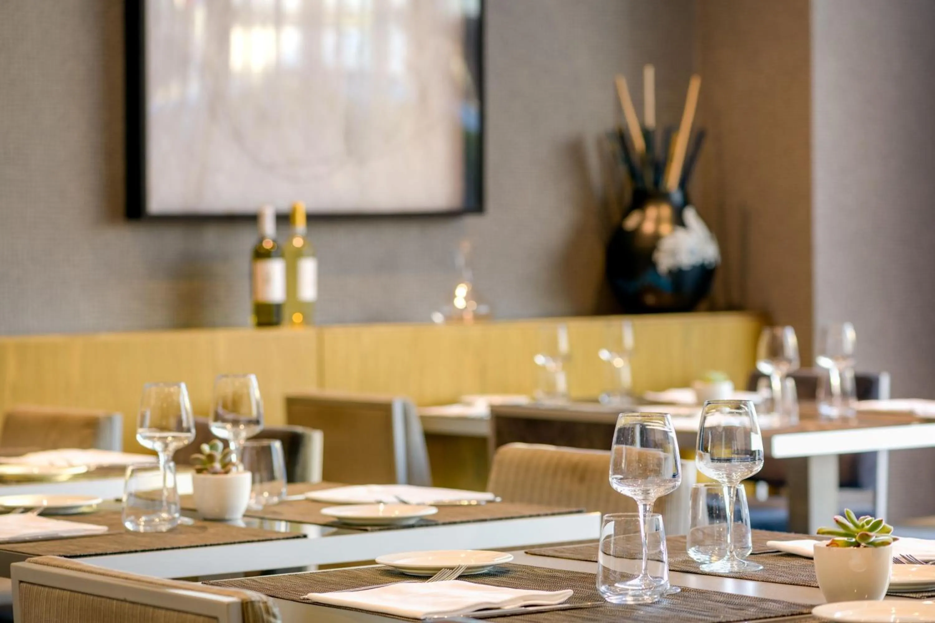 Restaurant/places to eat in AC Hotel Vicenza by Marriott