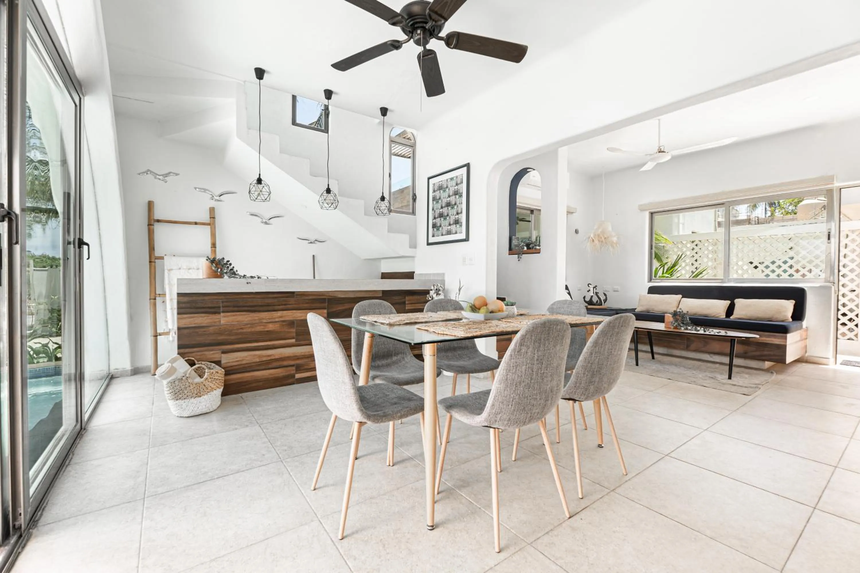 Seating area in Villas Amanecer by Andiani Travel