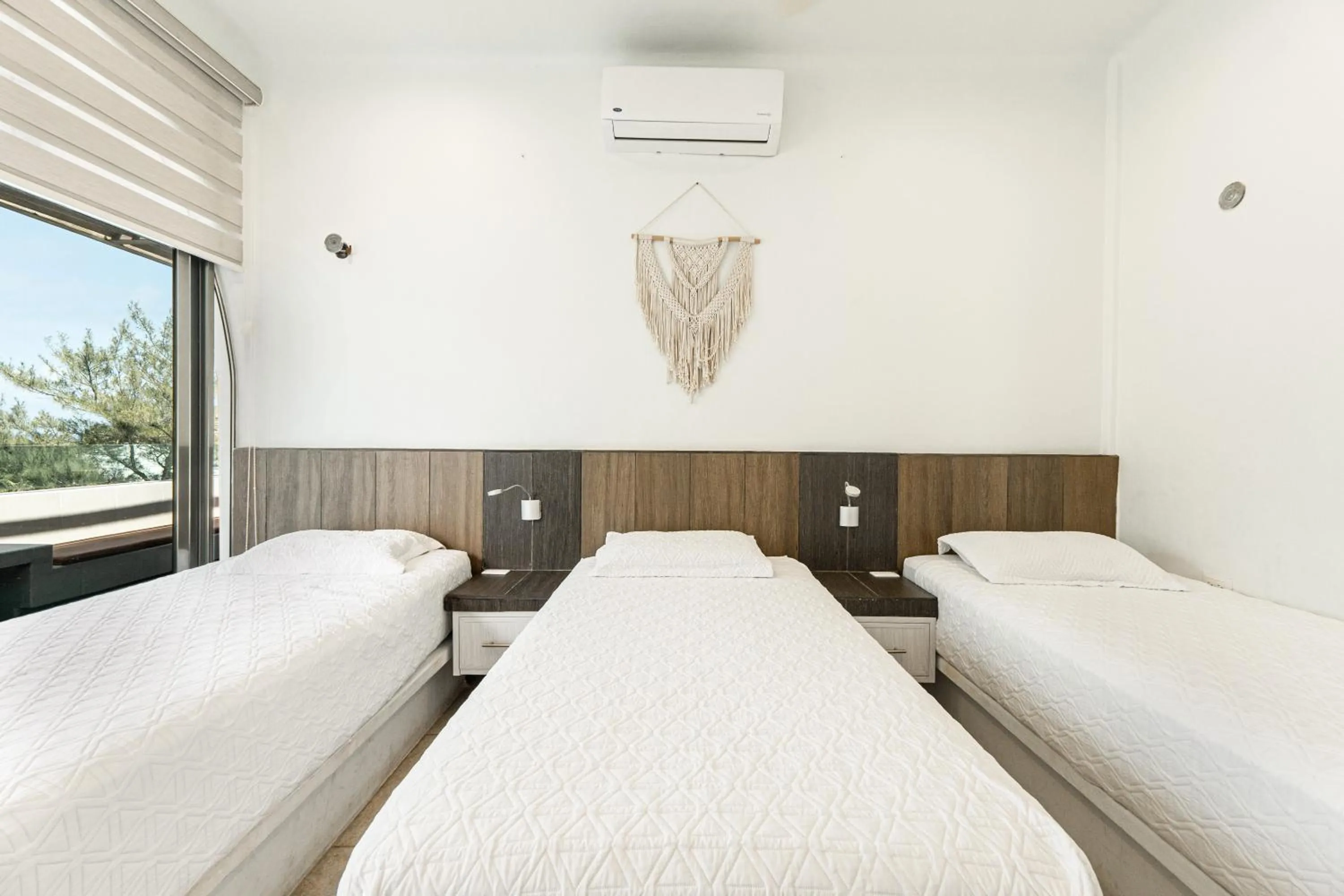 Bed in Villas Amanecer by Andiani Travel