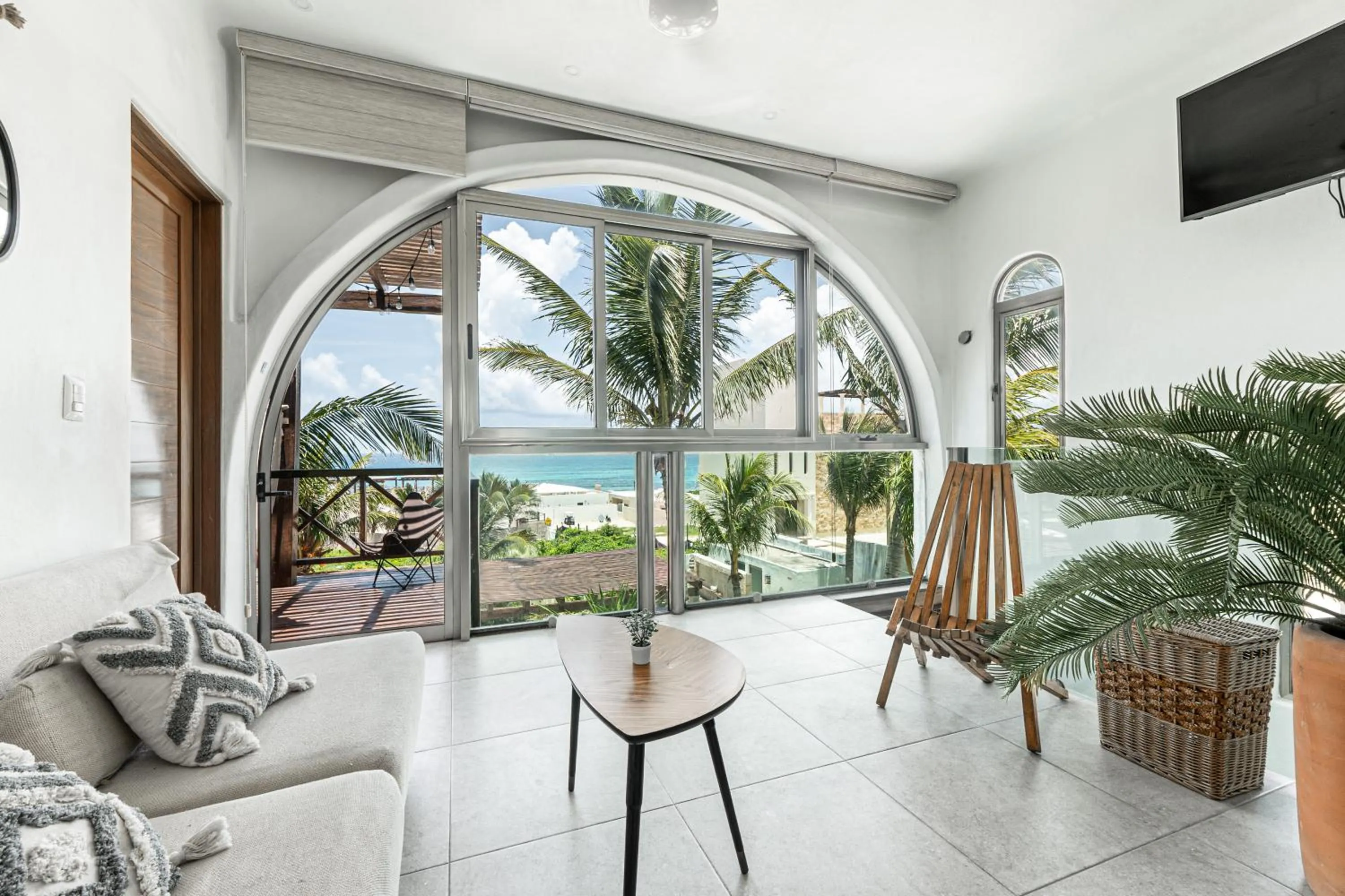 TV and multimedia in Villas Amanecer by Andiani Travel