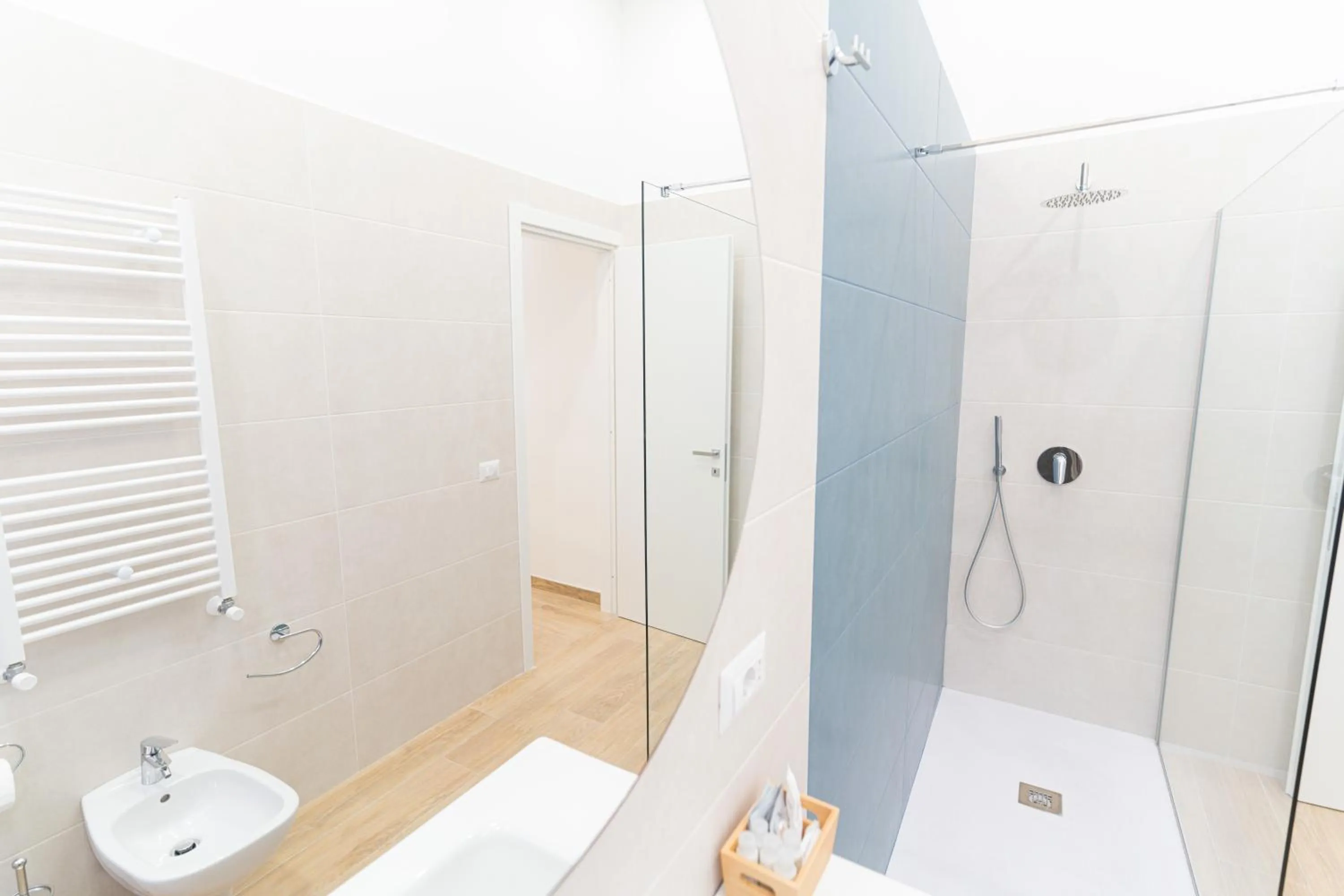 Bathroom in Toto e Peppino Luxury Rooms