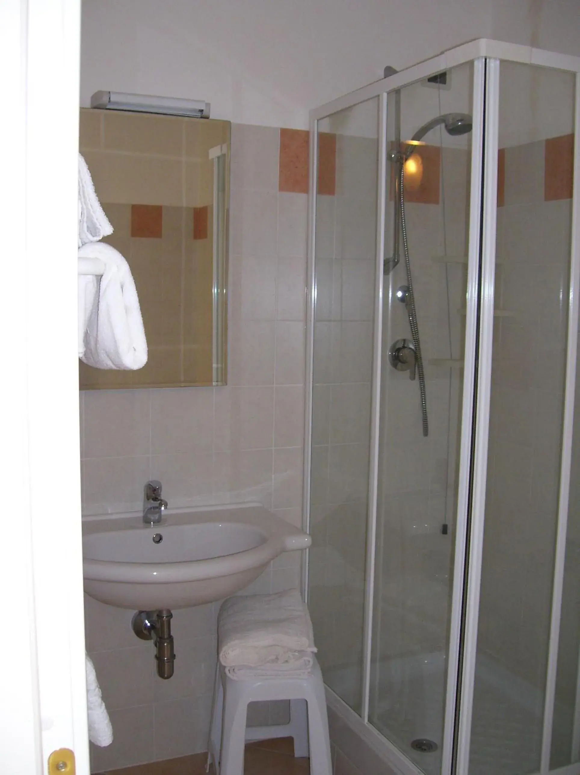 Double Room in Hotel Isola Rossa Double Room in Hotel Isola Rossa