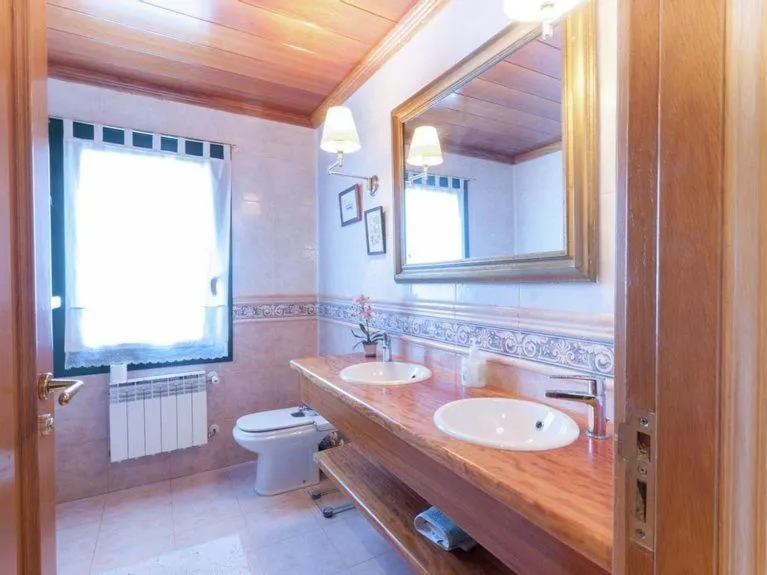 Bathroom in Cozy holiday home with pool in St Pere Pescador