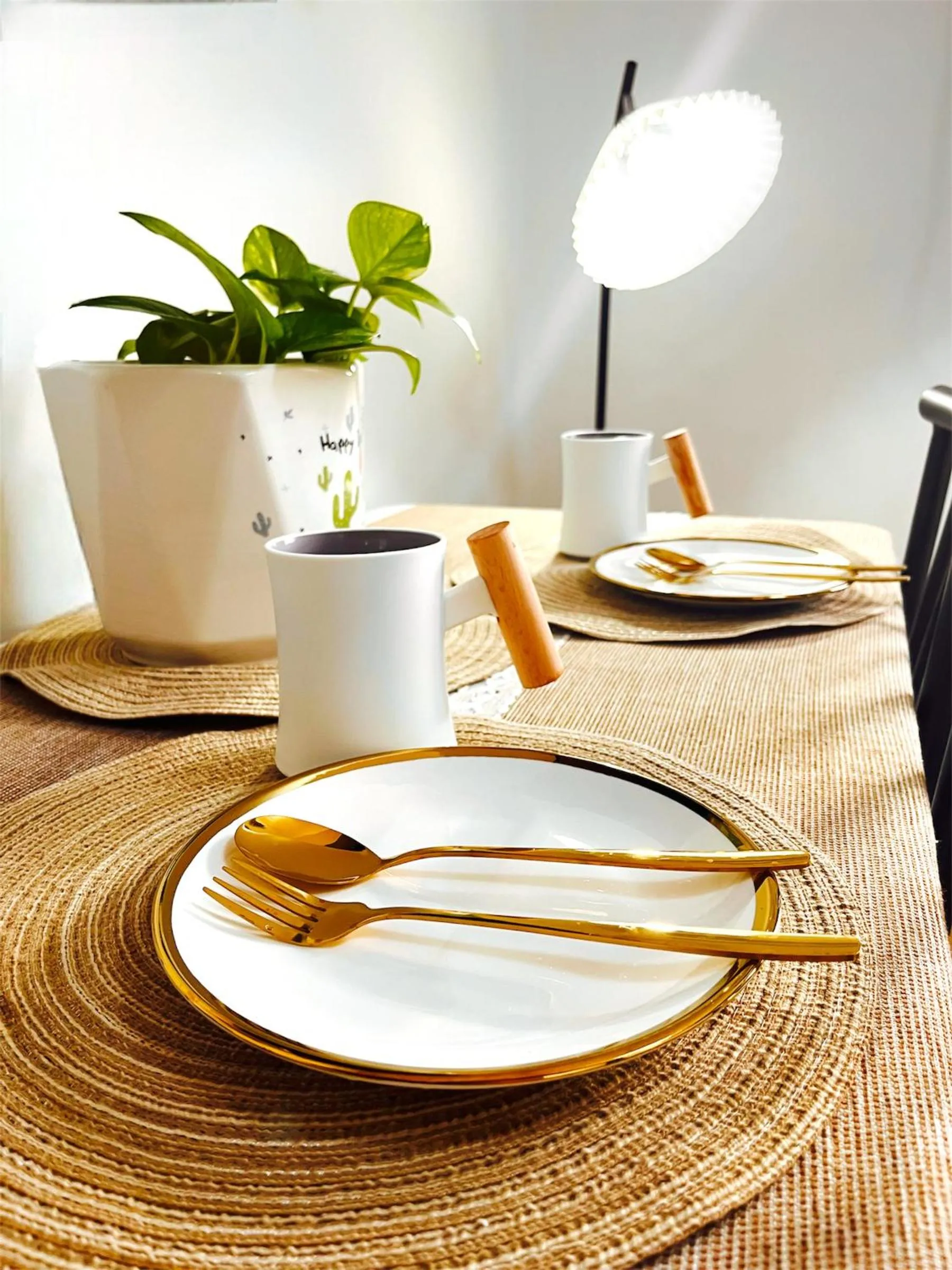 Dining area in Pool View Studio in Mesaverte with Free Pool & Netflix