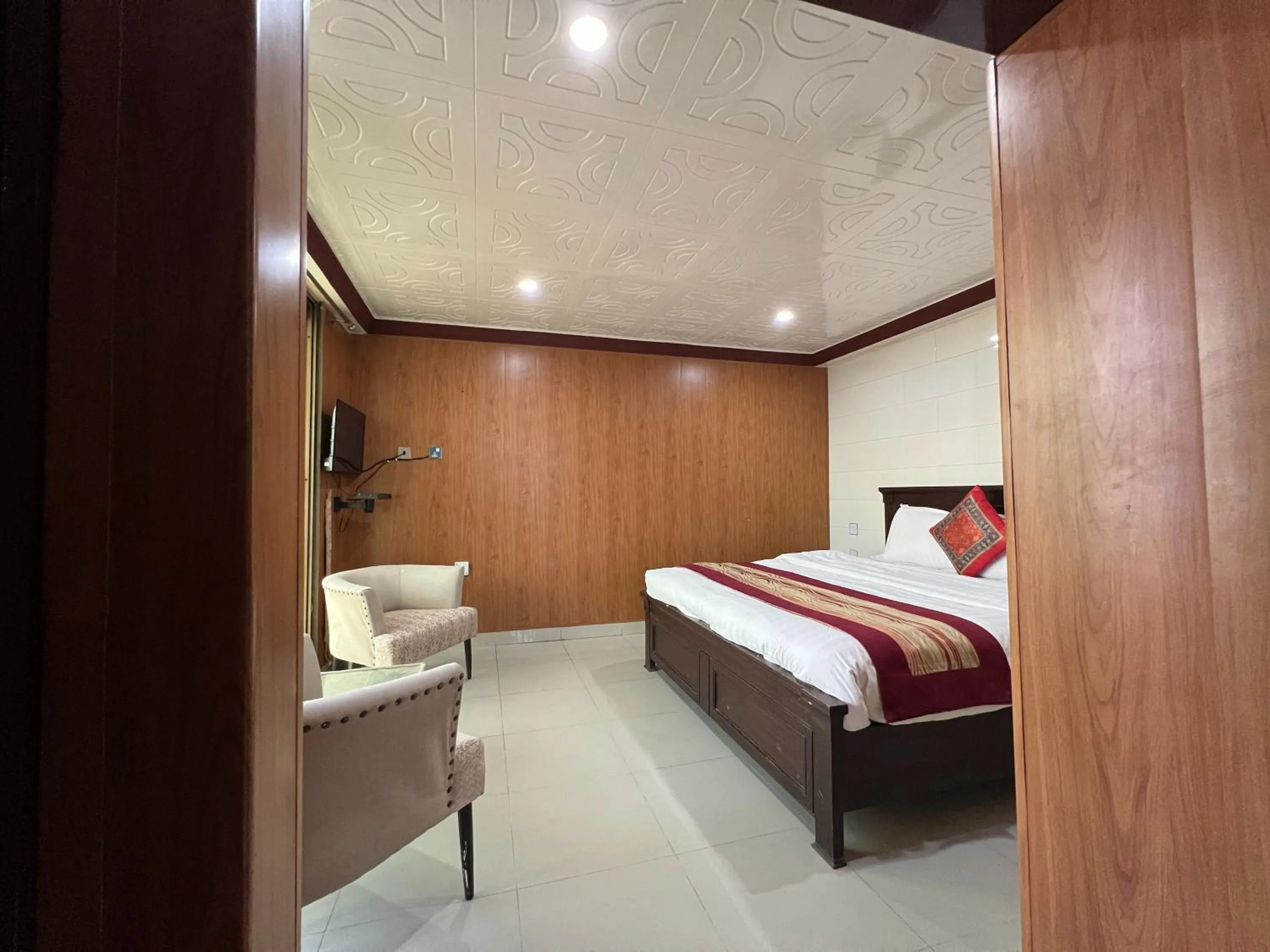 Bed in Shagufta Hotel Murree