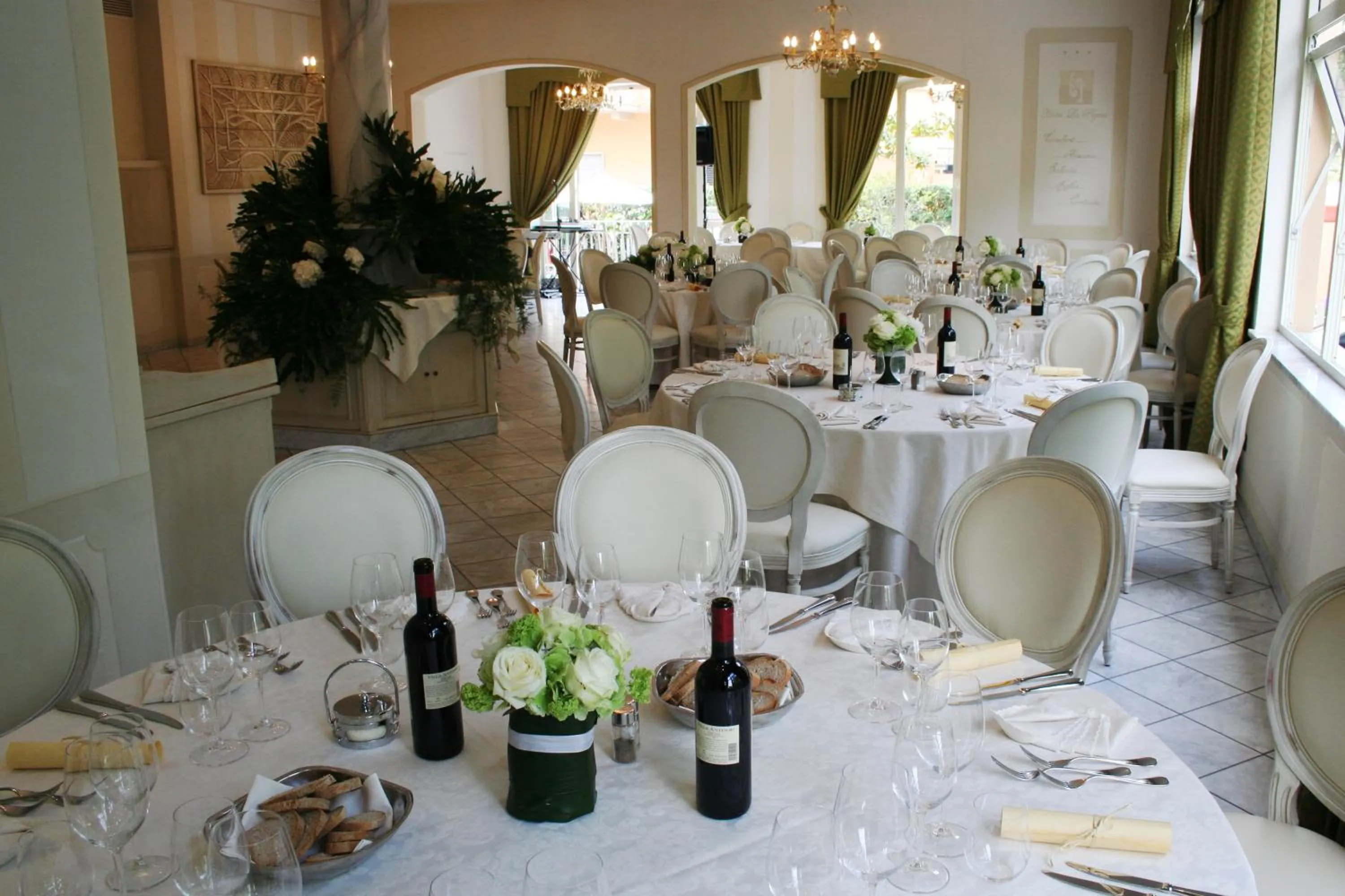 Restaurant/places to eat in Hotel La Pigna