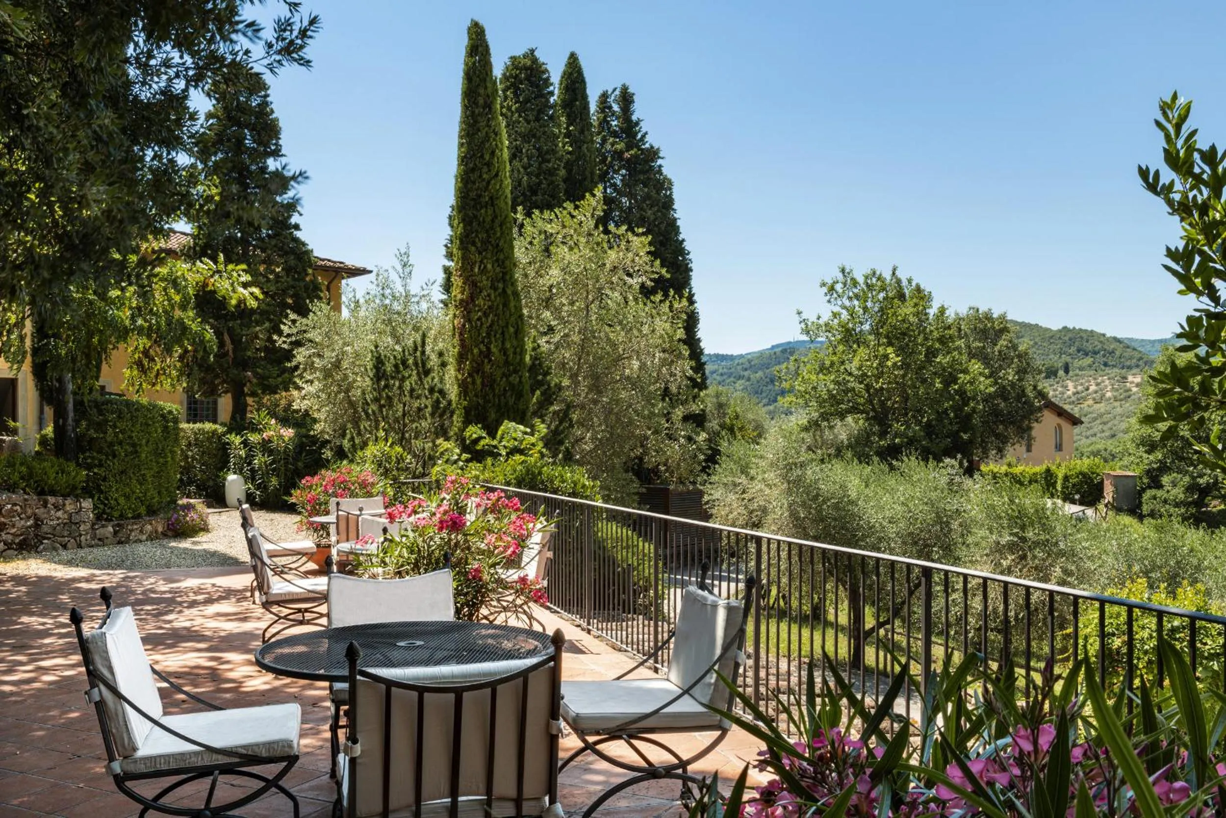 Property building in Palagina la dimora