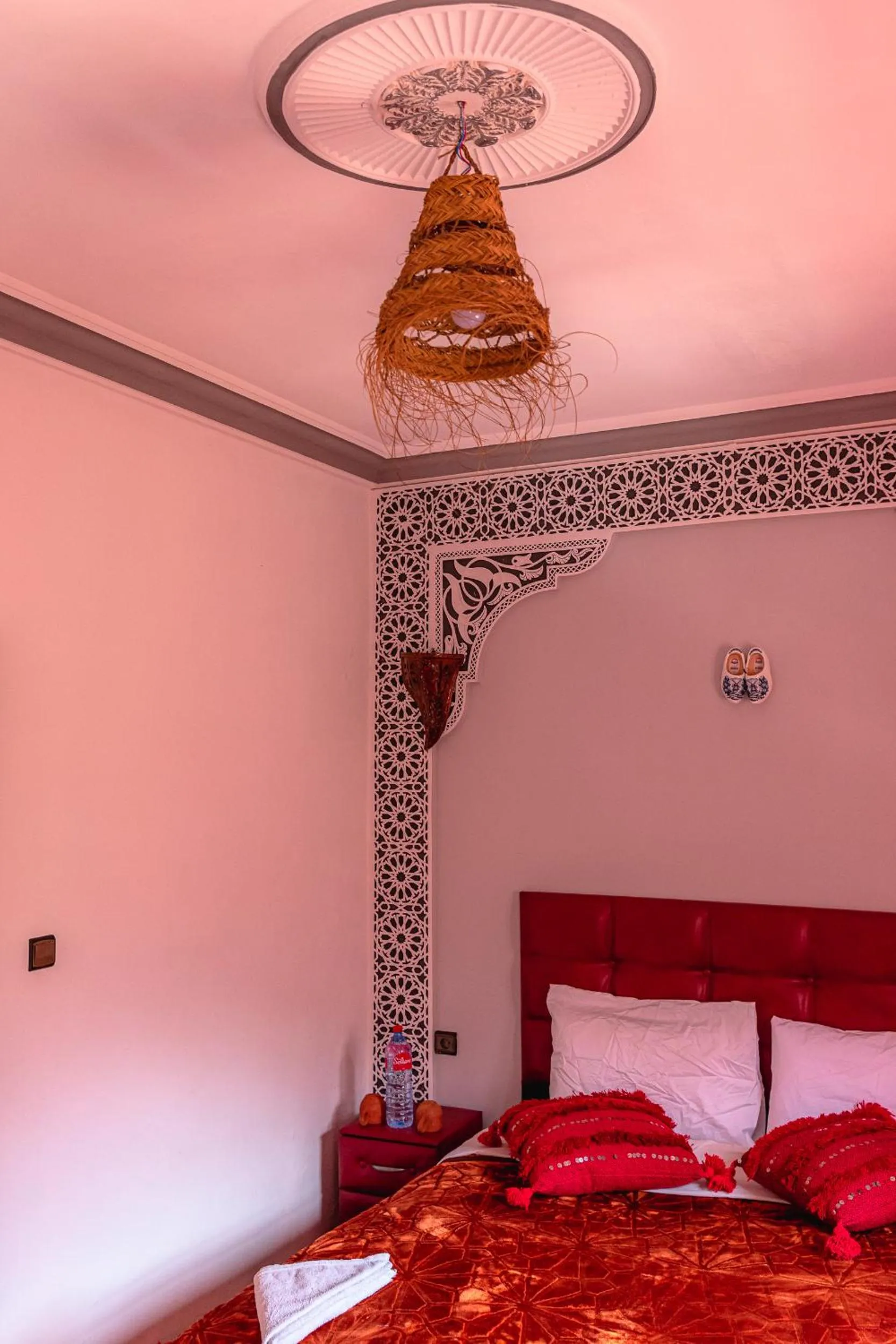 Shower, Bed in Amazigh Family Riad