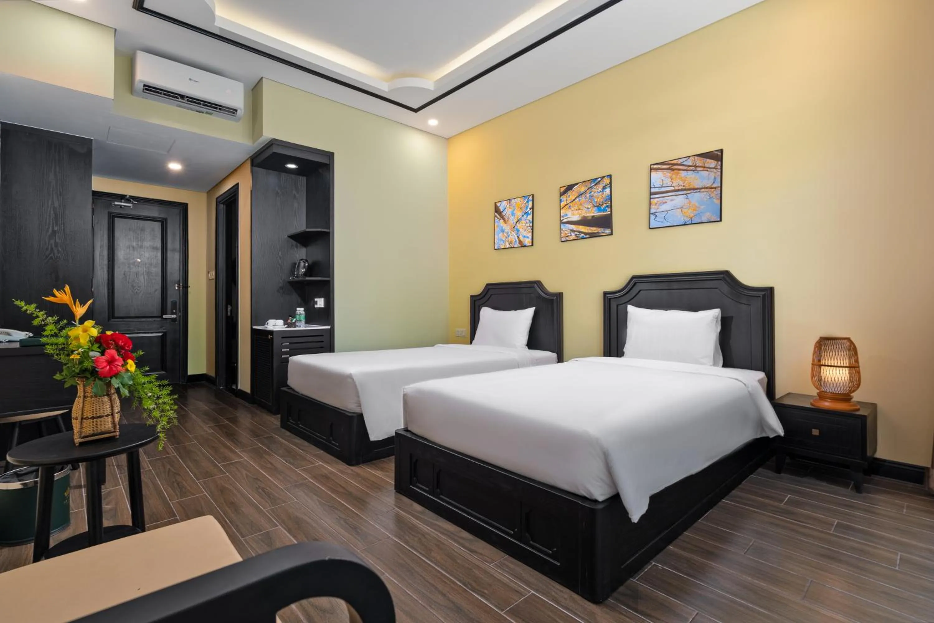 Bedroom, Bed in Fivitel Cổng Trời Đông Giang - Fivitel Đông Giang Heaven's Gate