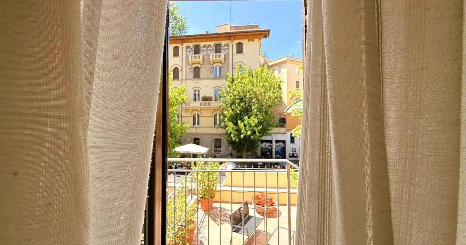 View (from property/room) in Le Clarisse Trastevere