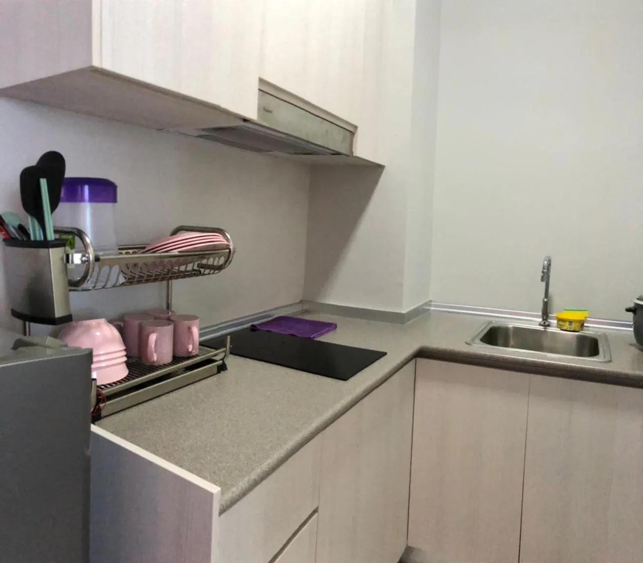 kitchen in Alawa @ Jesselton Quay Kota Kinabalu