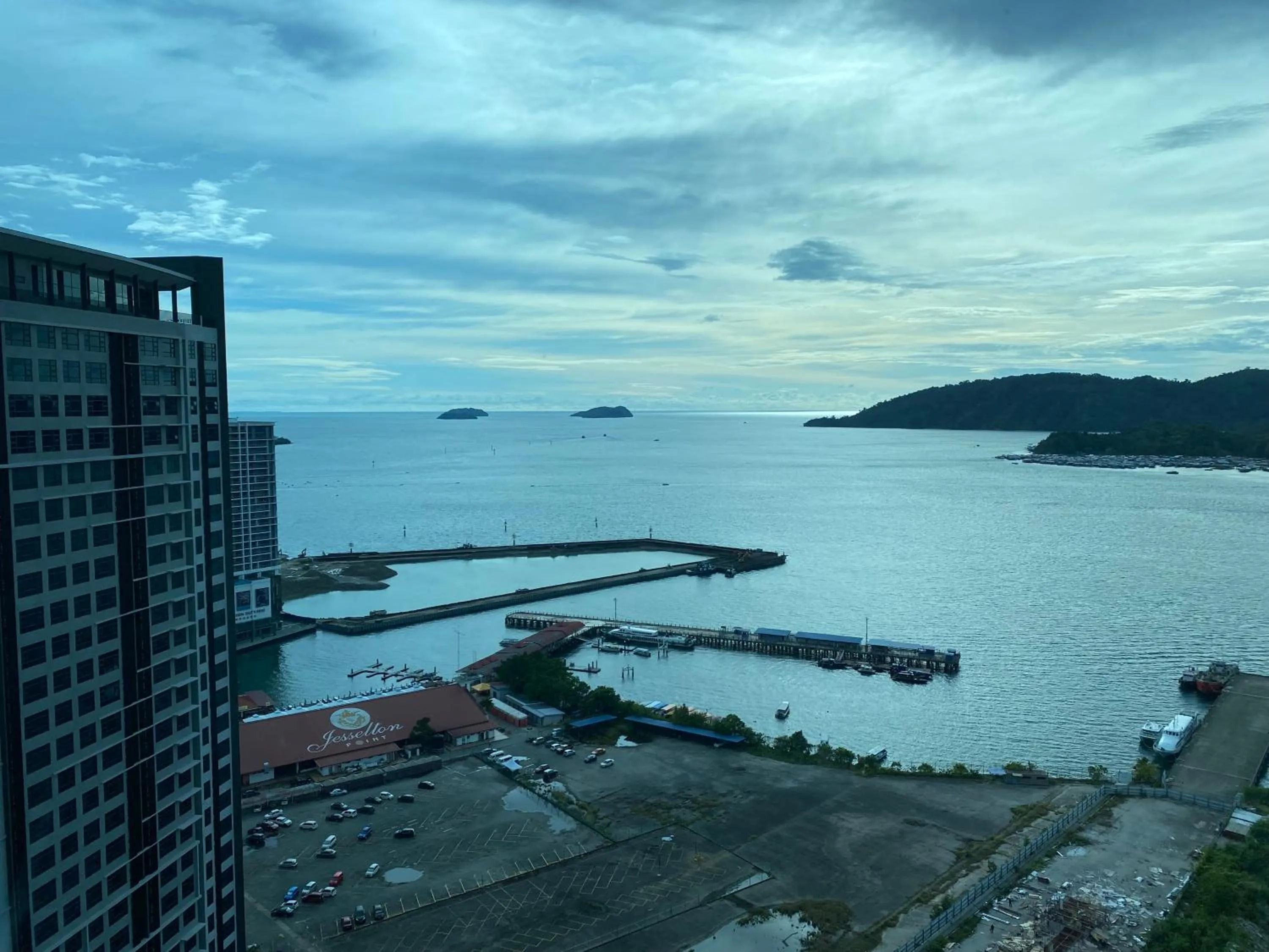 Sea view in Alawa @ Jesselton Quay Kota Kinabalu