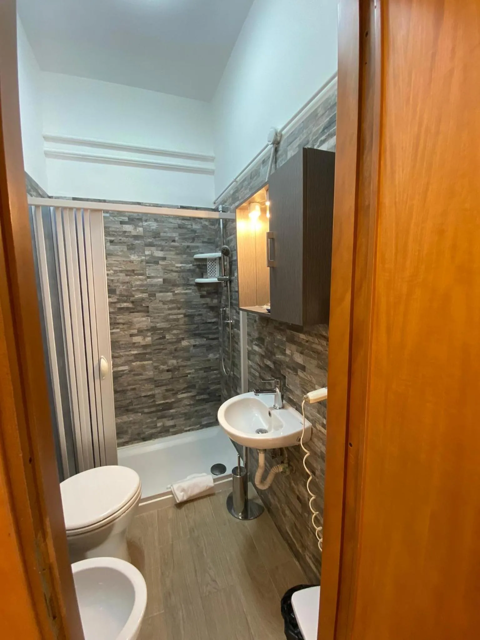 Bathroom in Albergo Athena