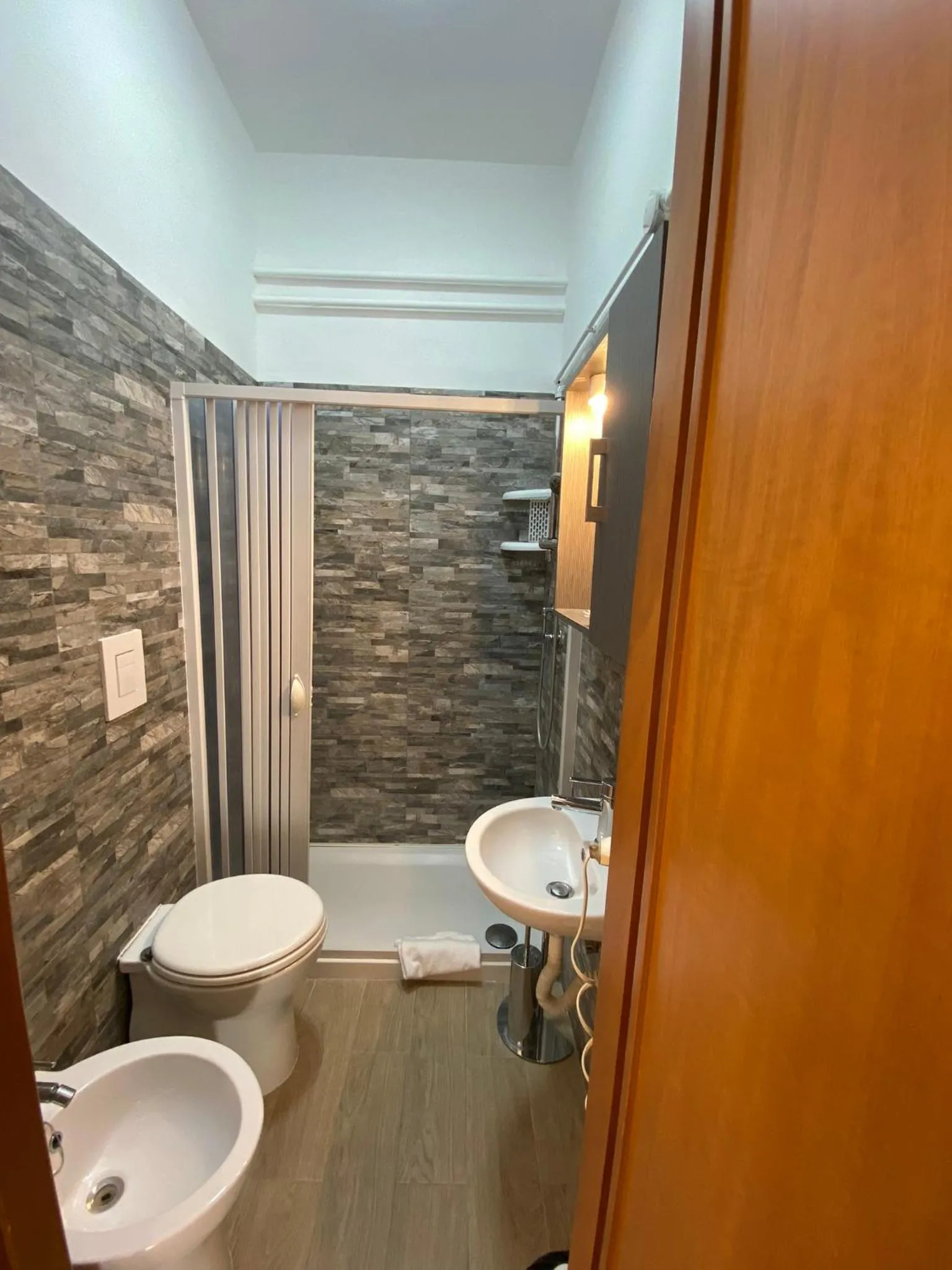 Bathroom in Albergo Athena