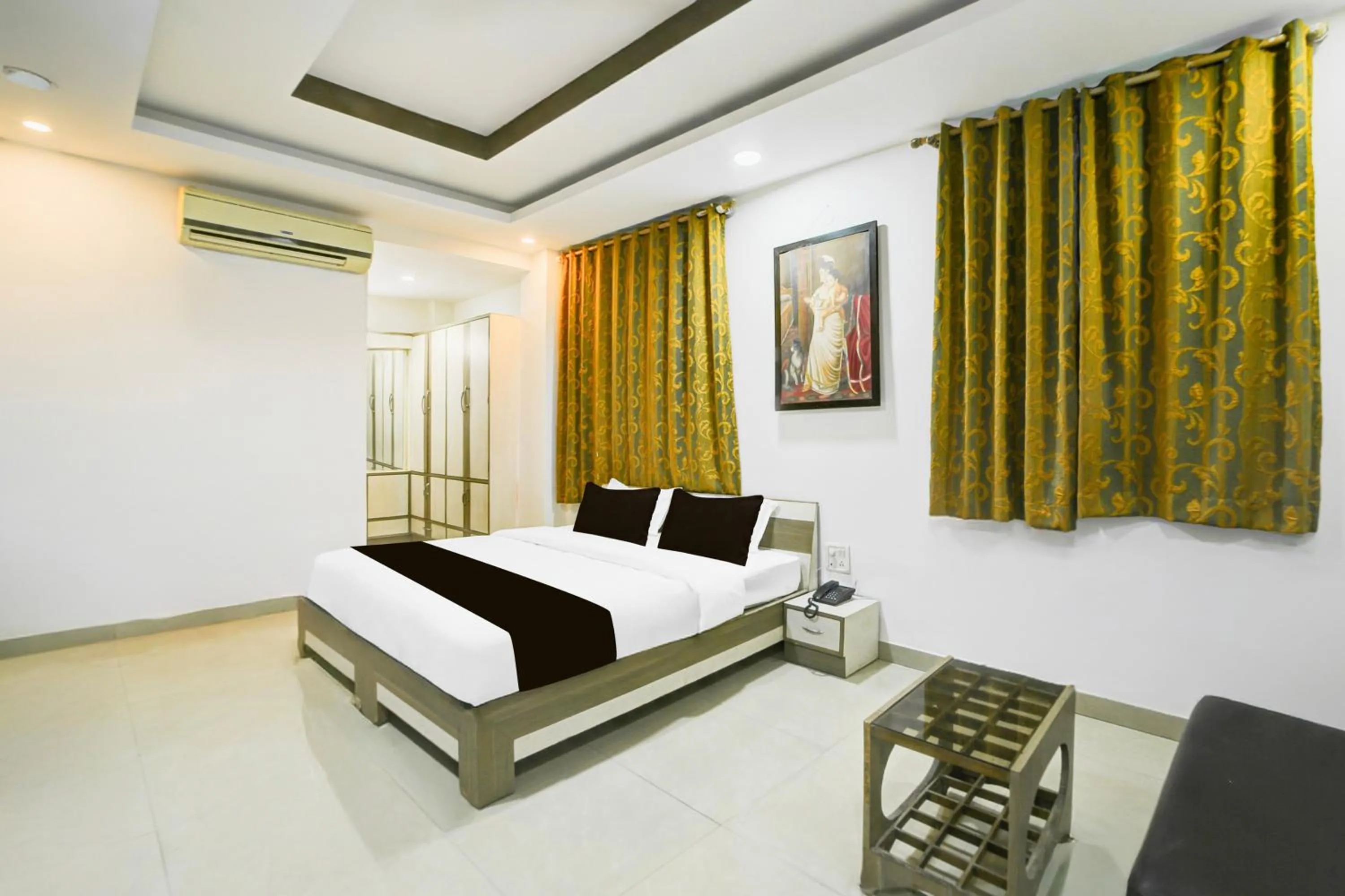 Bedroom, Bed in Collection O Shahpura Lakeview Formerly Hotel Royal Villa