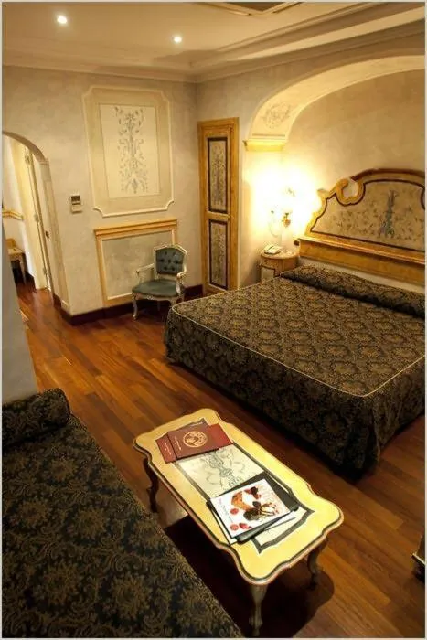 Photo of the whole room, Bed in Hotel Villa San Pio