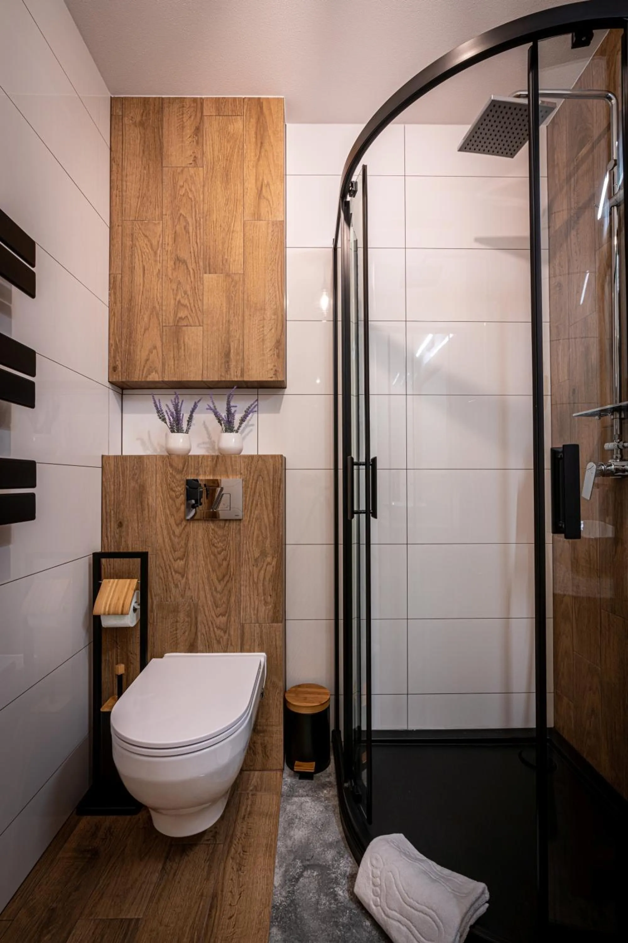 Shower in Dworek nad Jałowcami z Jacuzzi