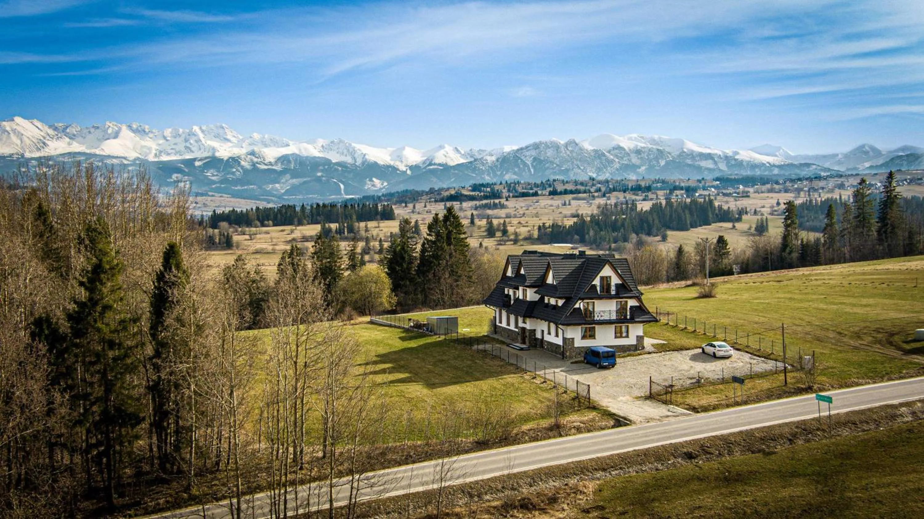 Property building in Dworek nad Jałowcami z Jacuzzi