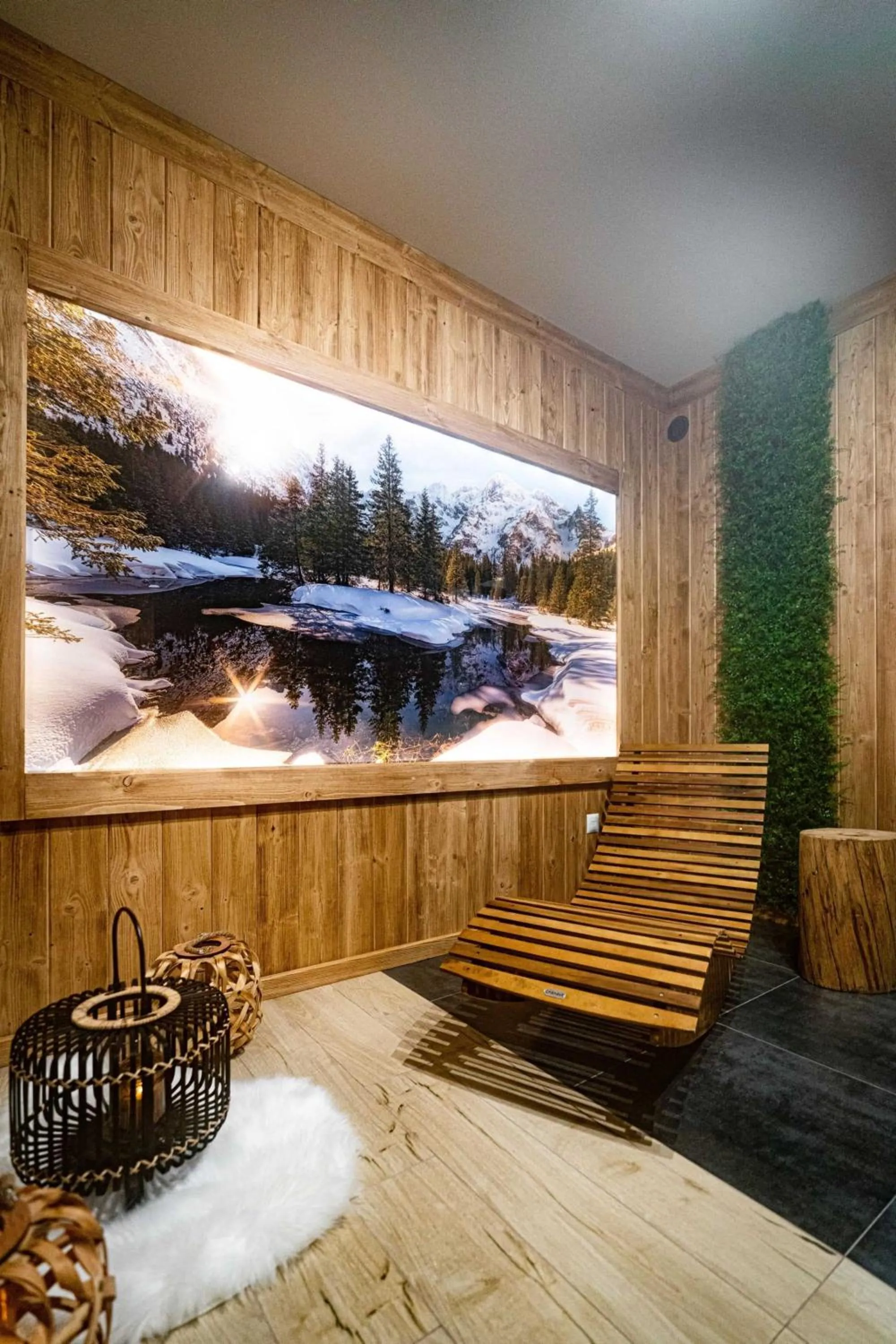 Spa and wellness centre/facilities in Dworek nad Jałowcami z Jacuzzi