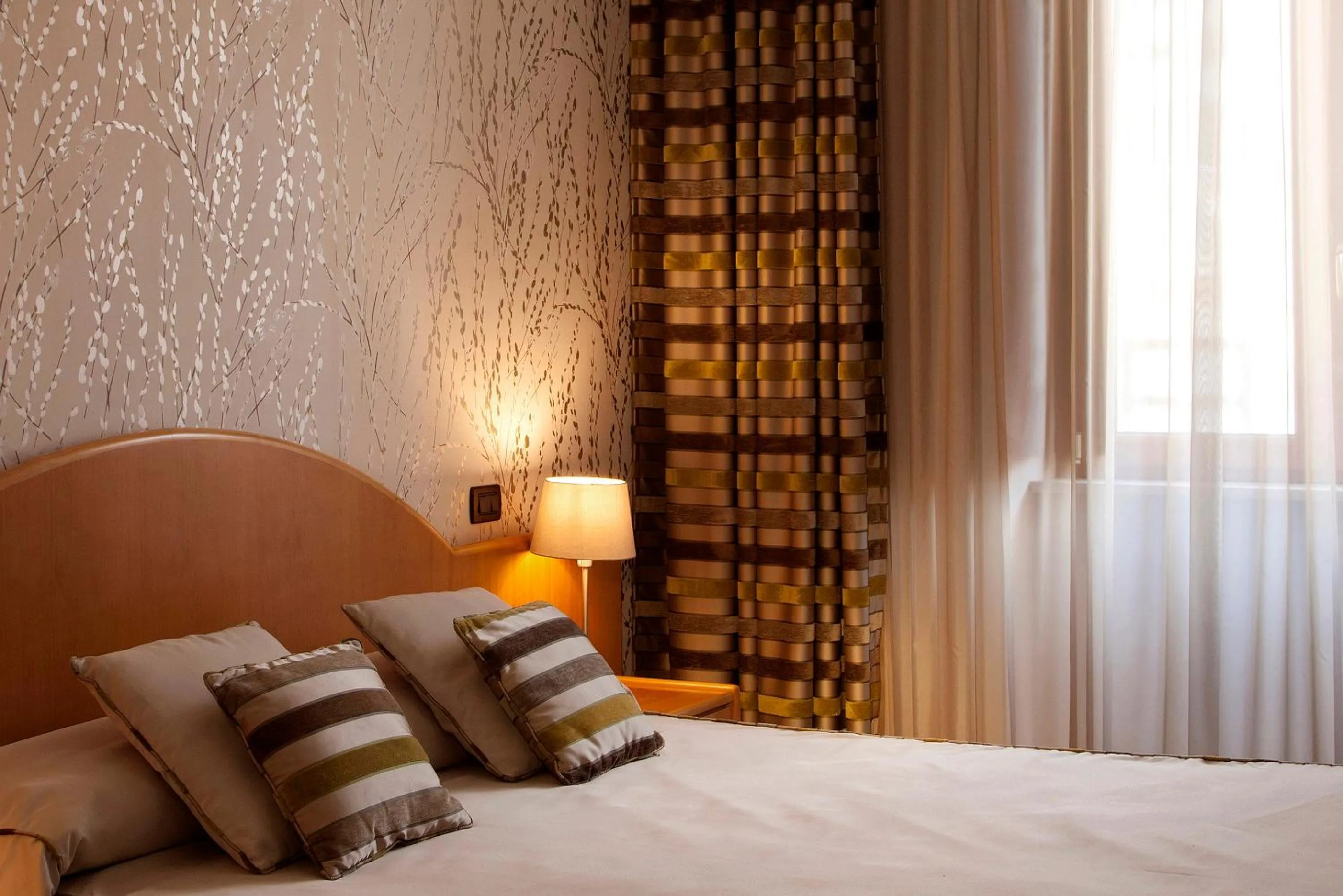 Decorative detail, Bed in Hotel Del Corso