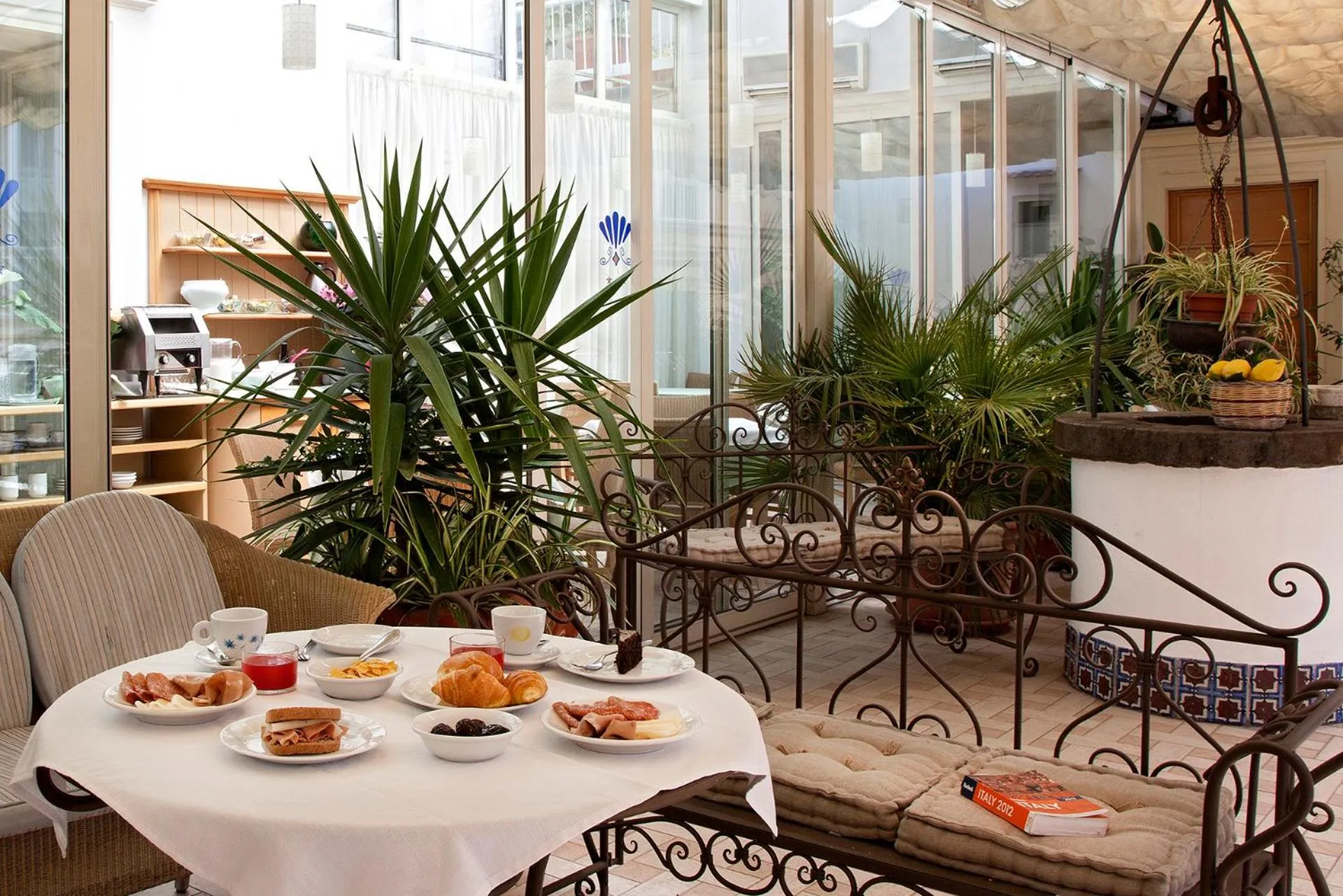 Balcony/Terrace in Hotel Del Corso