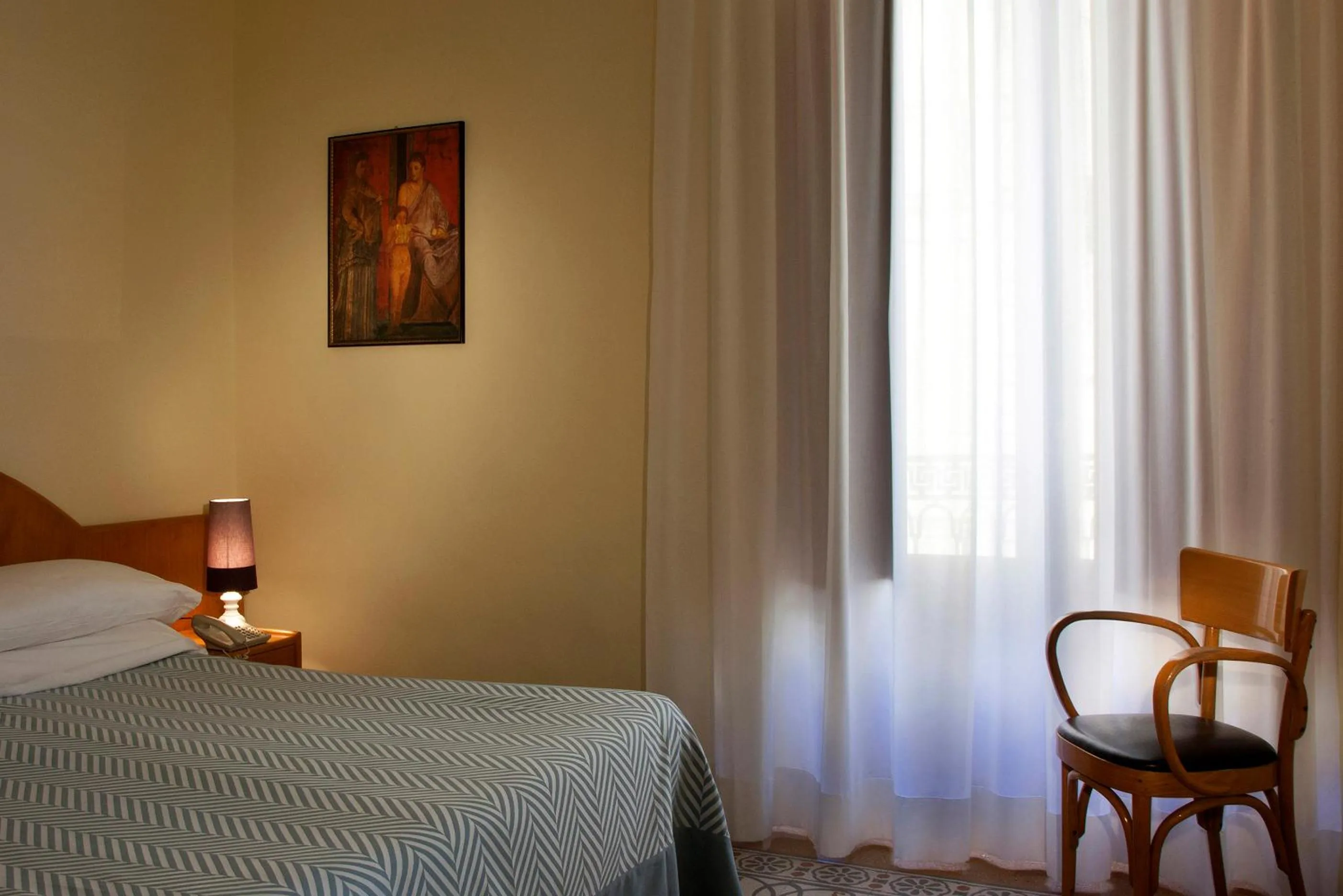 Bed in Hotel Del Corso