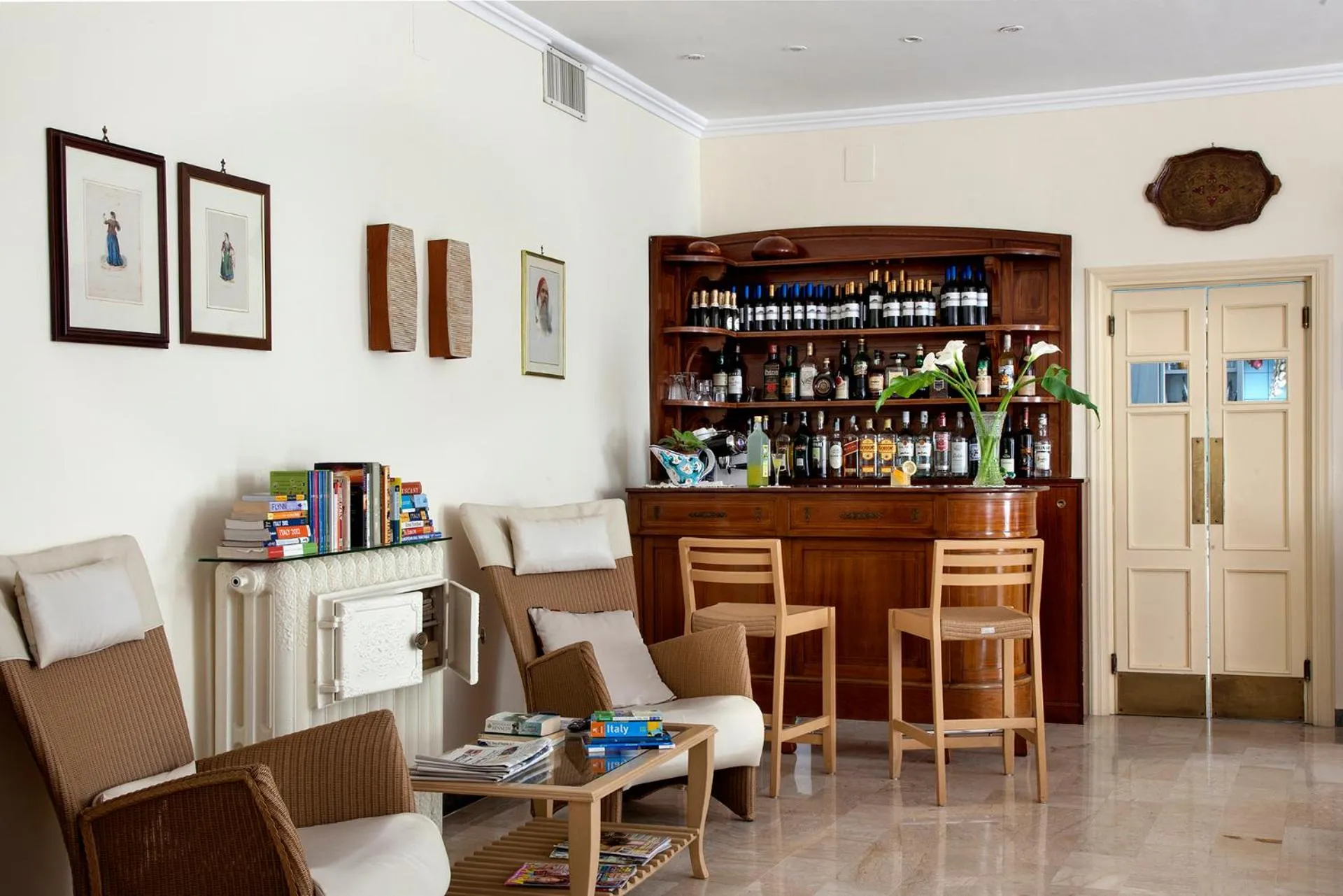 Lounge or bar in Hotel Del Corso