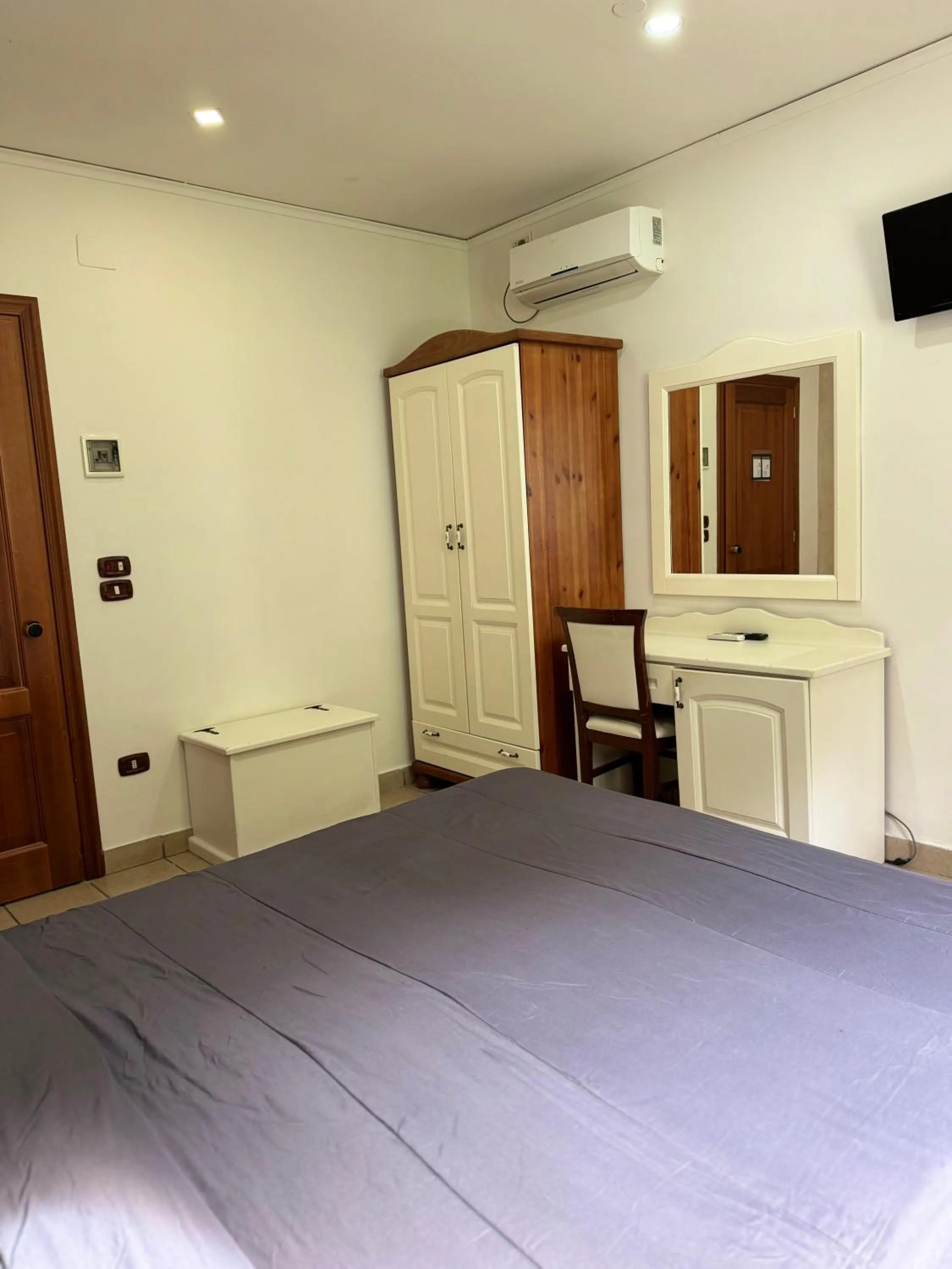 Bedroom, Bed in Hotel Federico II