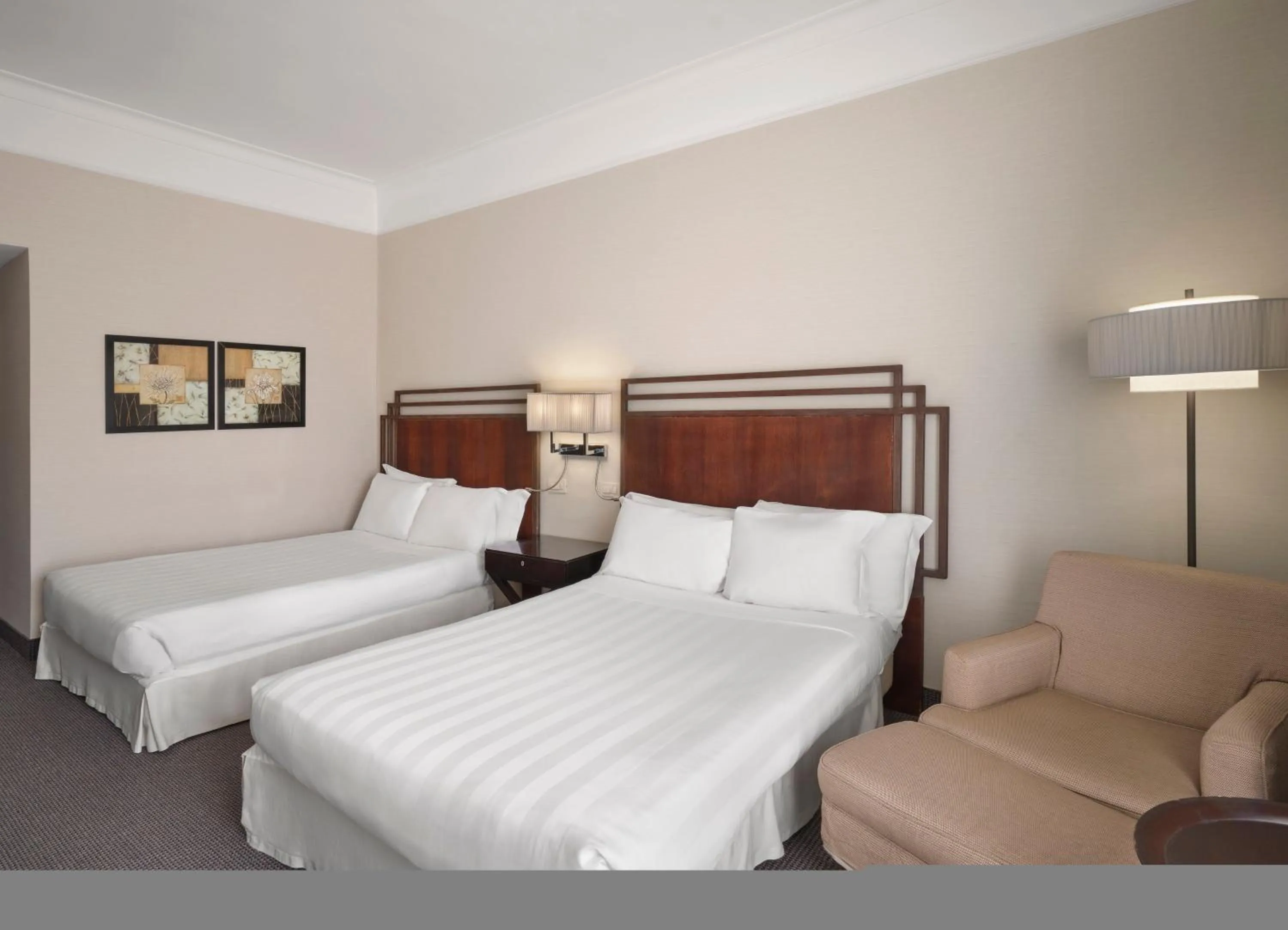 Photo of the whole room, Bed in Crowne Plaza Rome St. Peter's by IHG