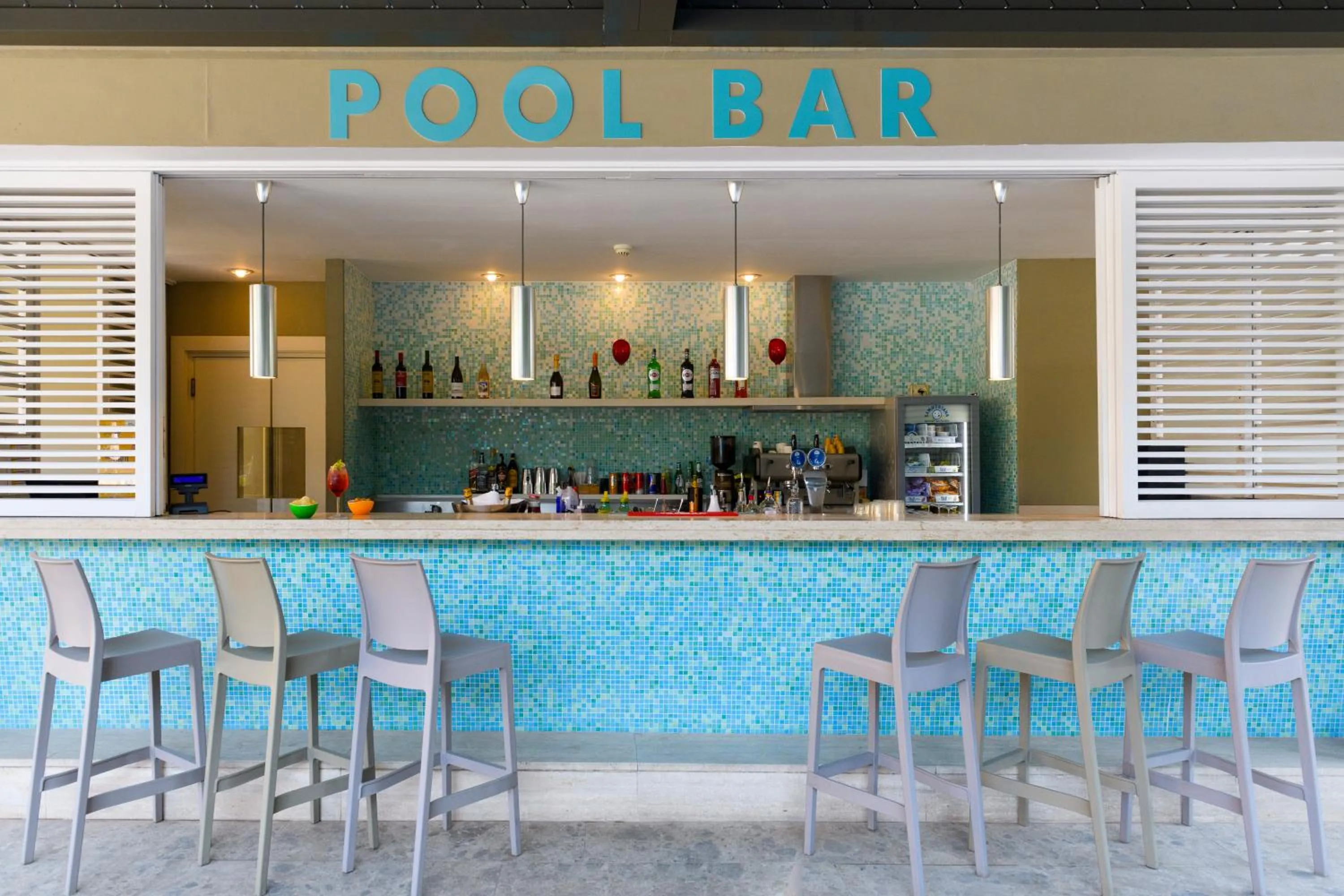 Restaurant/places to eat in Crowne Plaza Rome St. Peter's by IHG