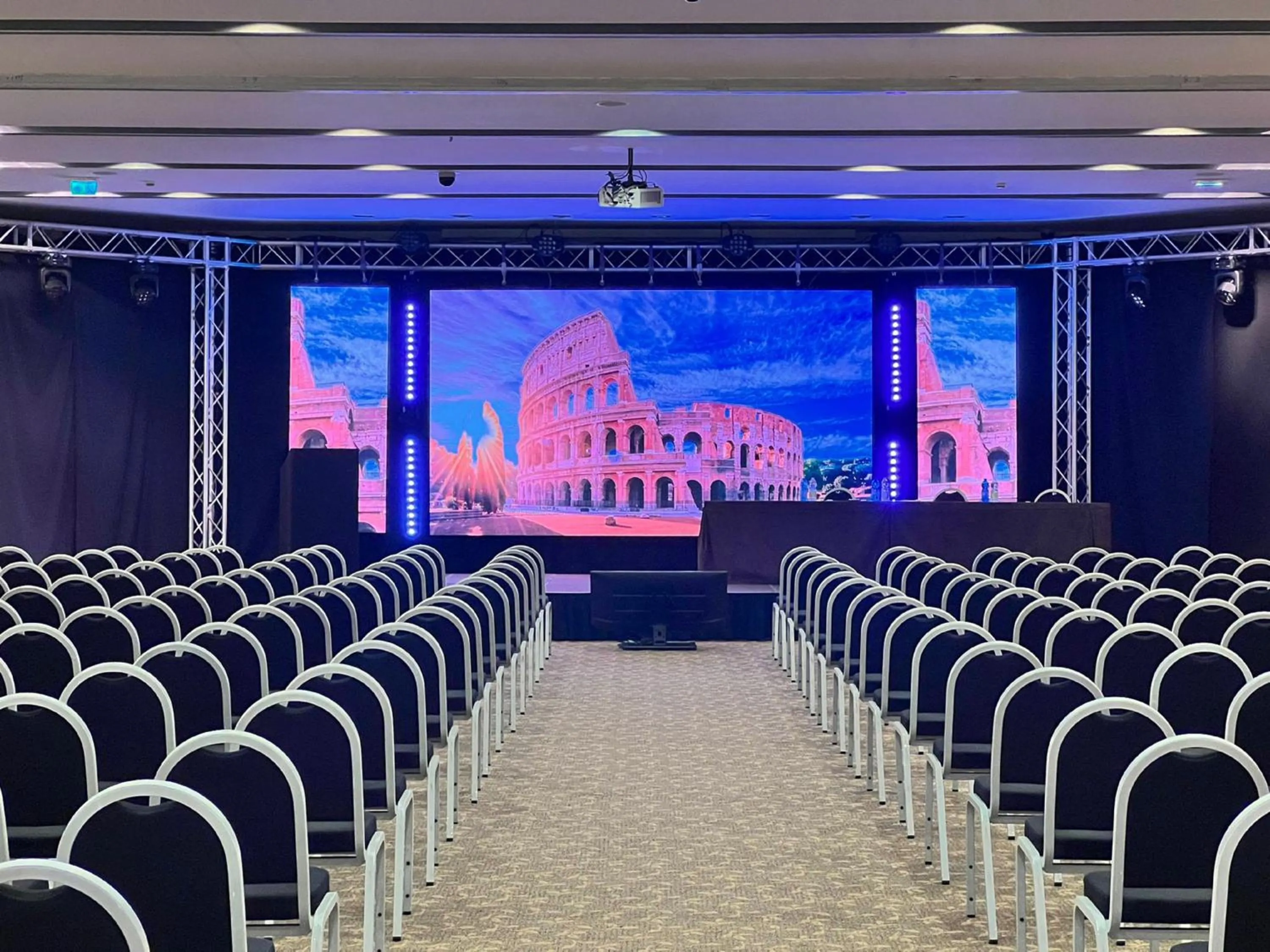 Meeting/conference room in Crowne Plaza Rome St. Peter's by IHG