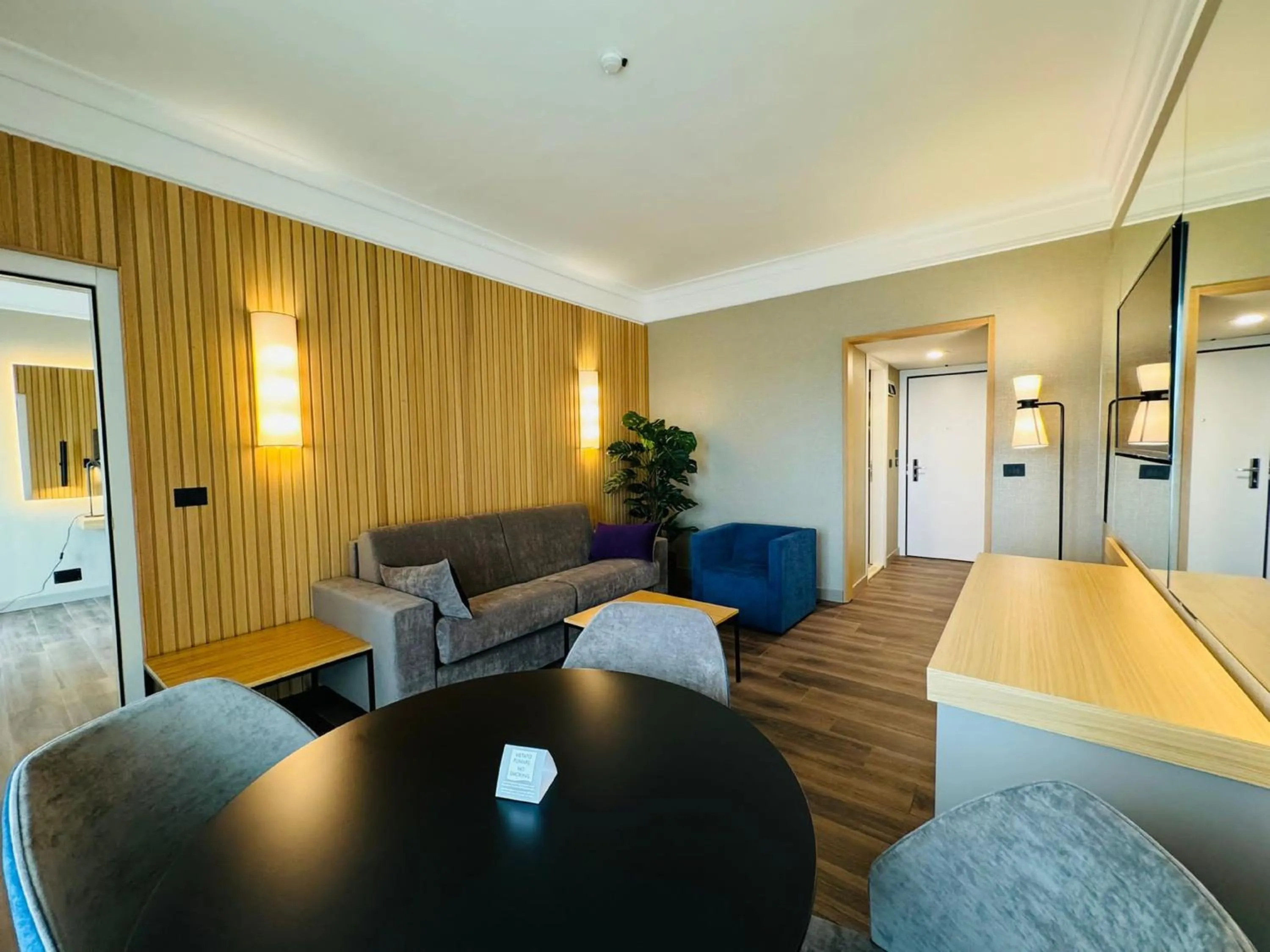 Photo of the whole room in Crowne Plaza Rome St. Peter's by IHG