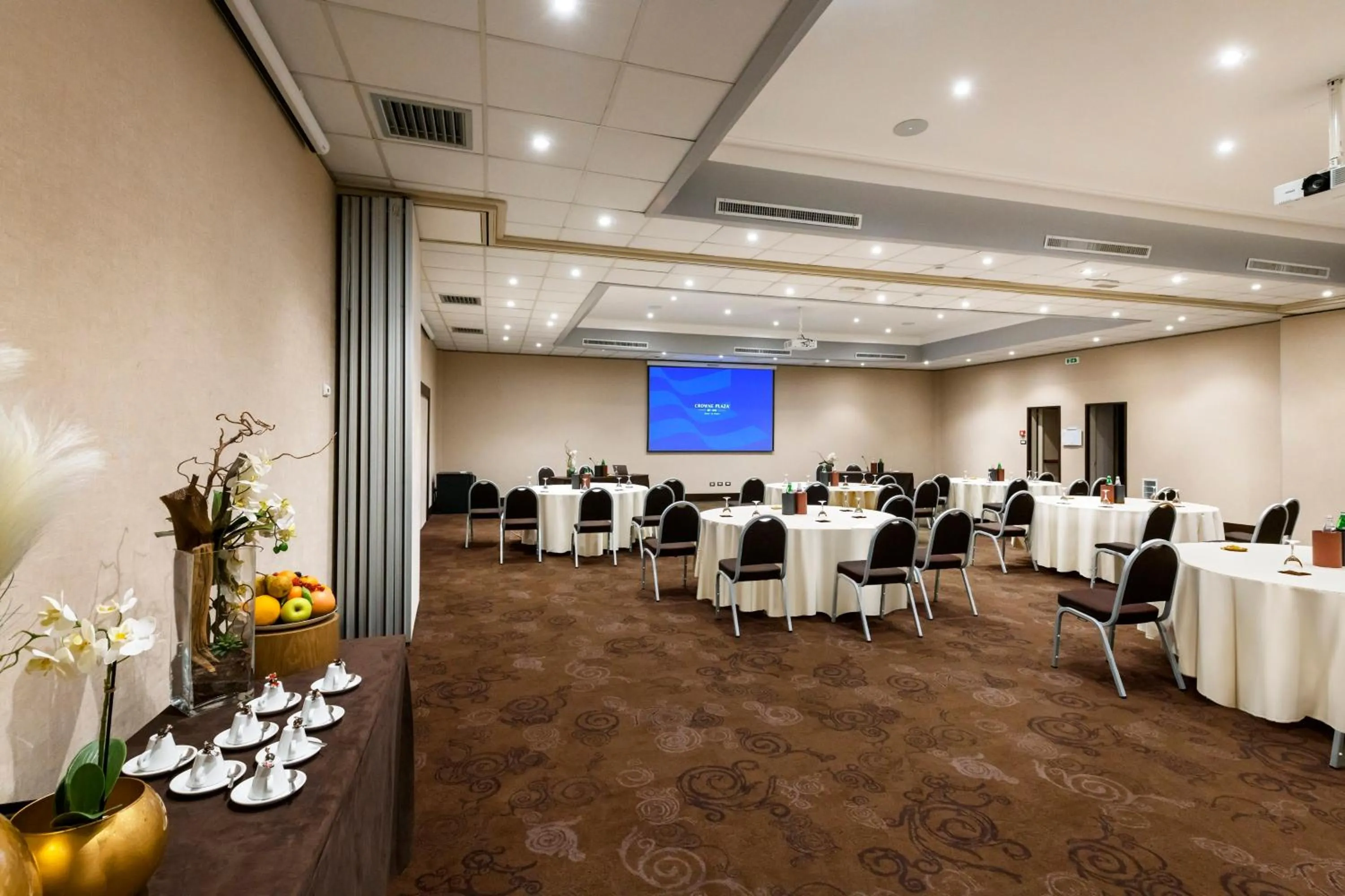 Meeting/conference room in Crowne Plaza Rome St. Peter's by IHG