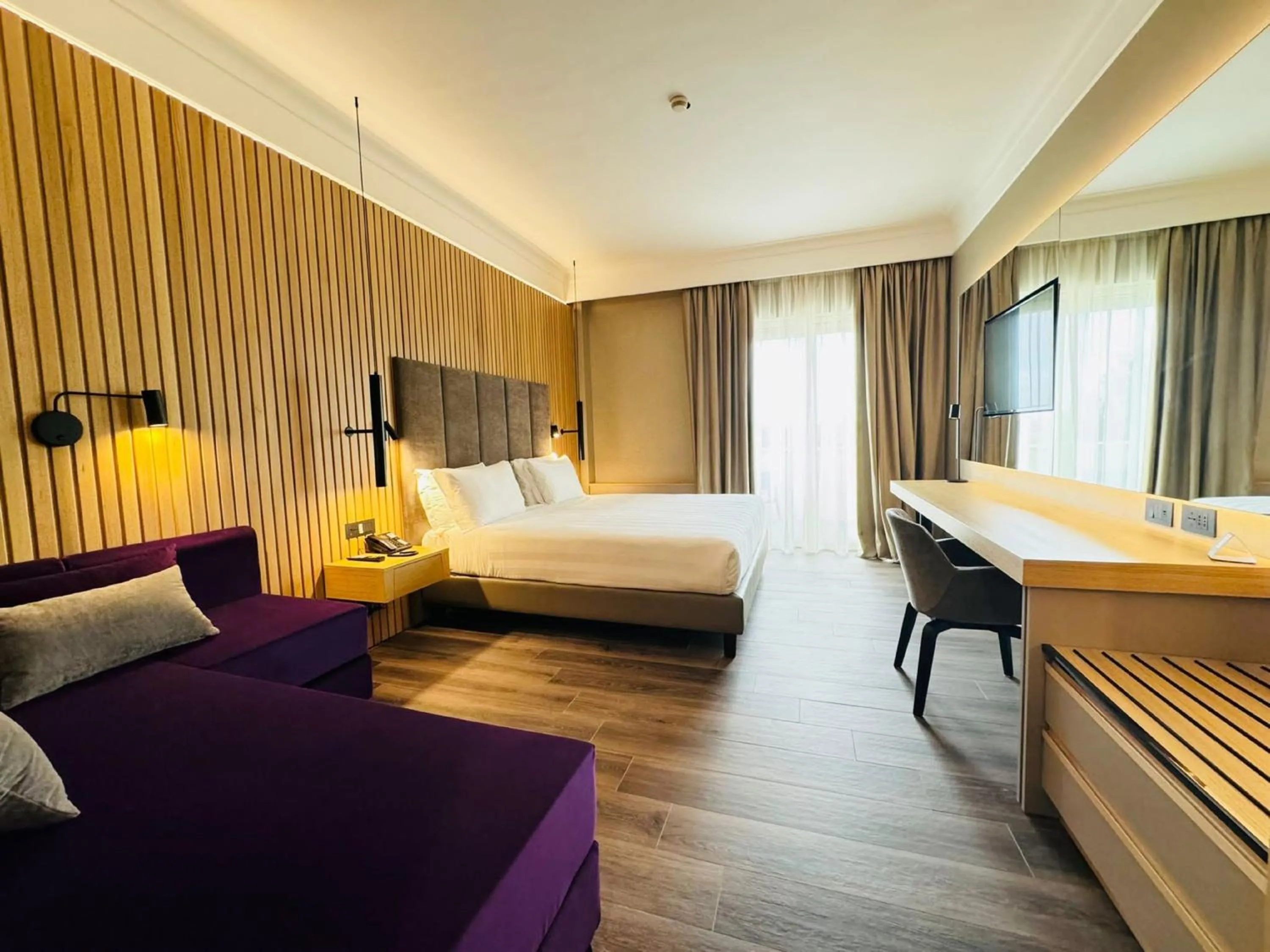 Photo of the whole room, Bed in Crowne Plaza Rome St. Peter's by IHG
