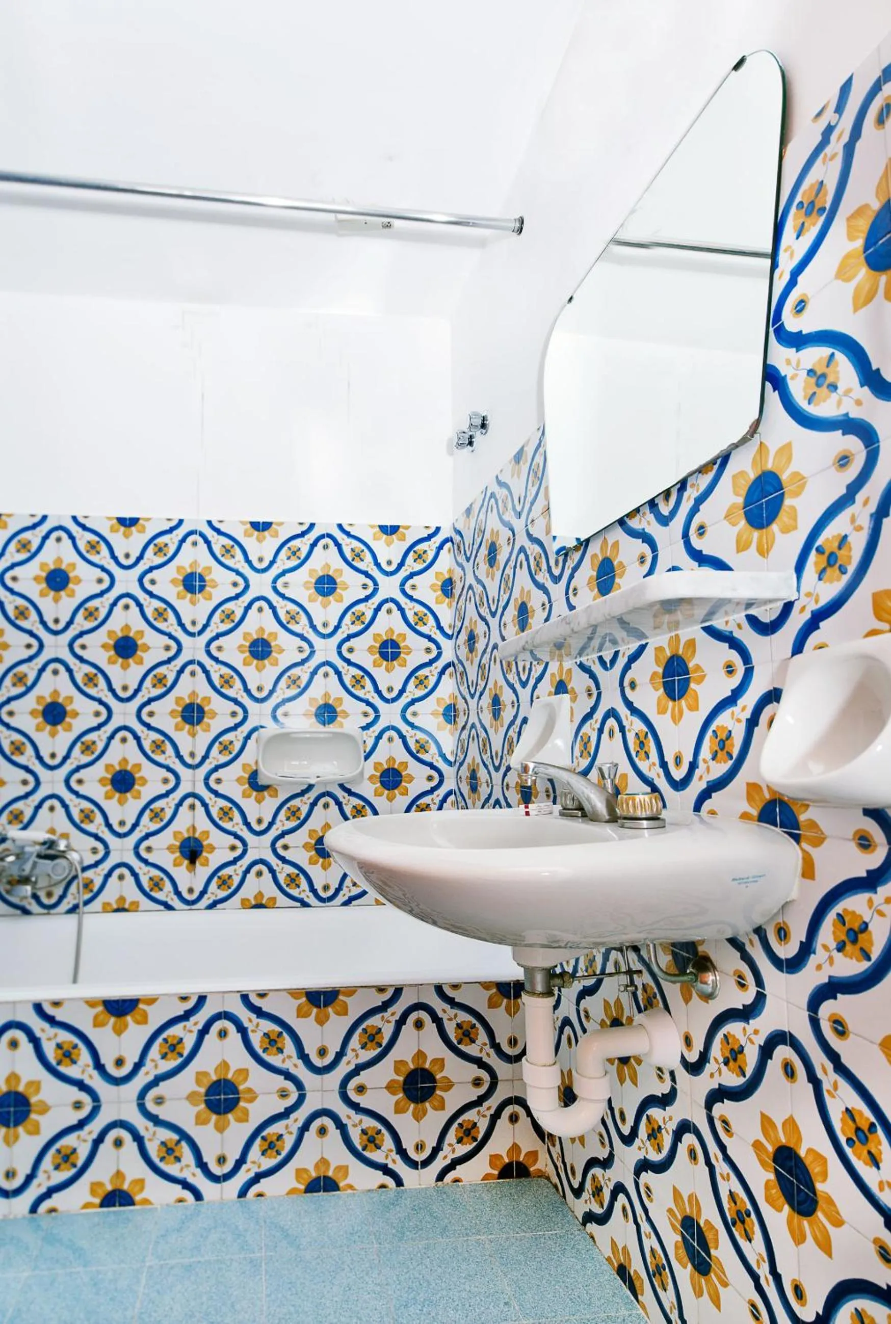 Bathroom in Hotel Vittoria