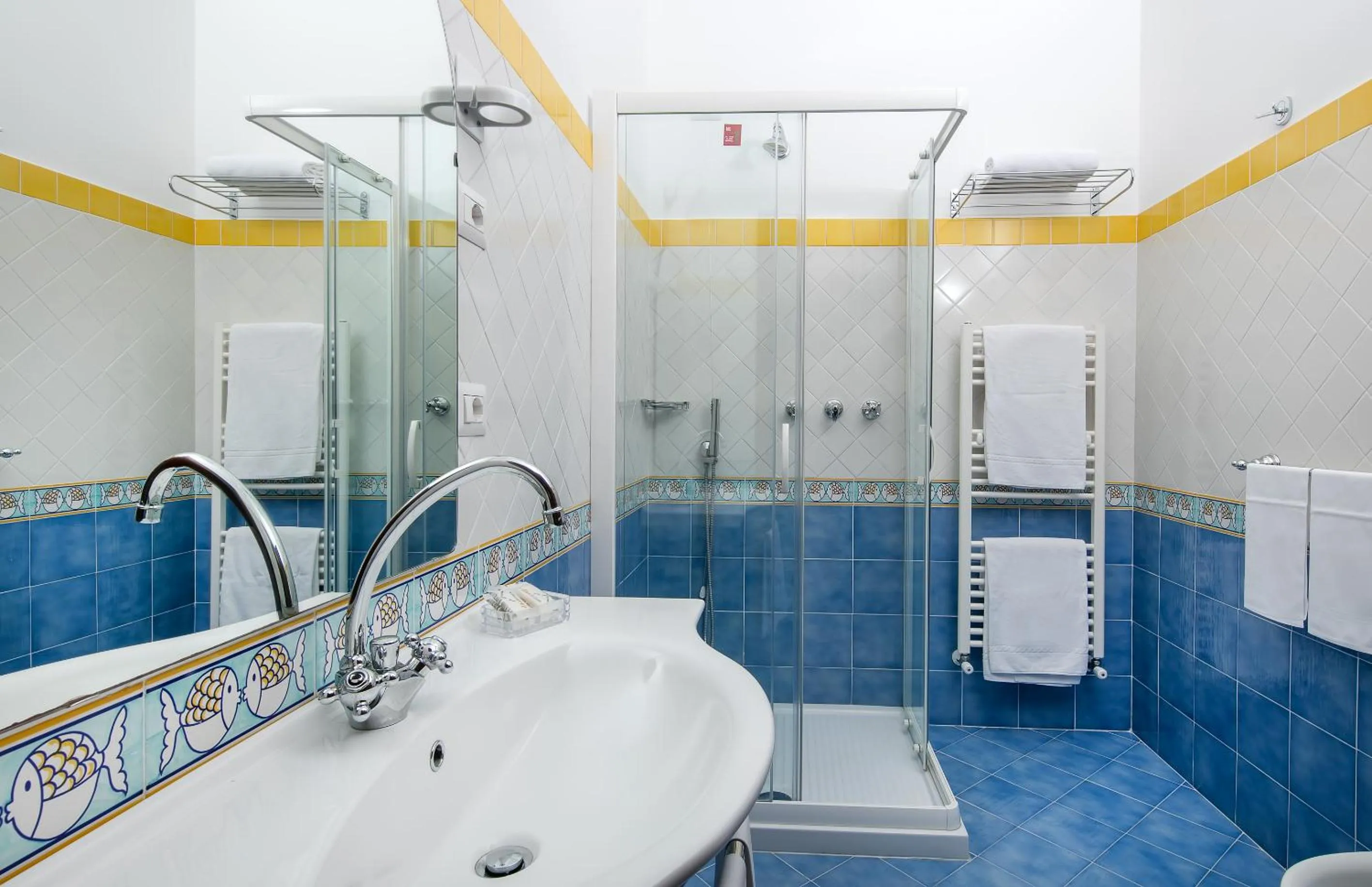 Bathroom in Hotel Vittoria