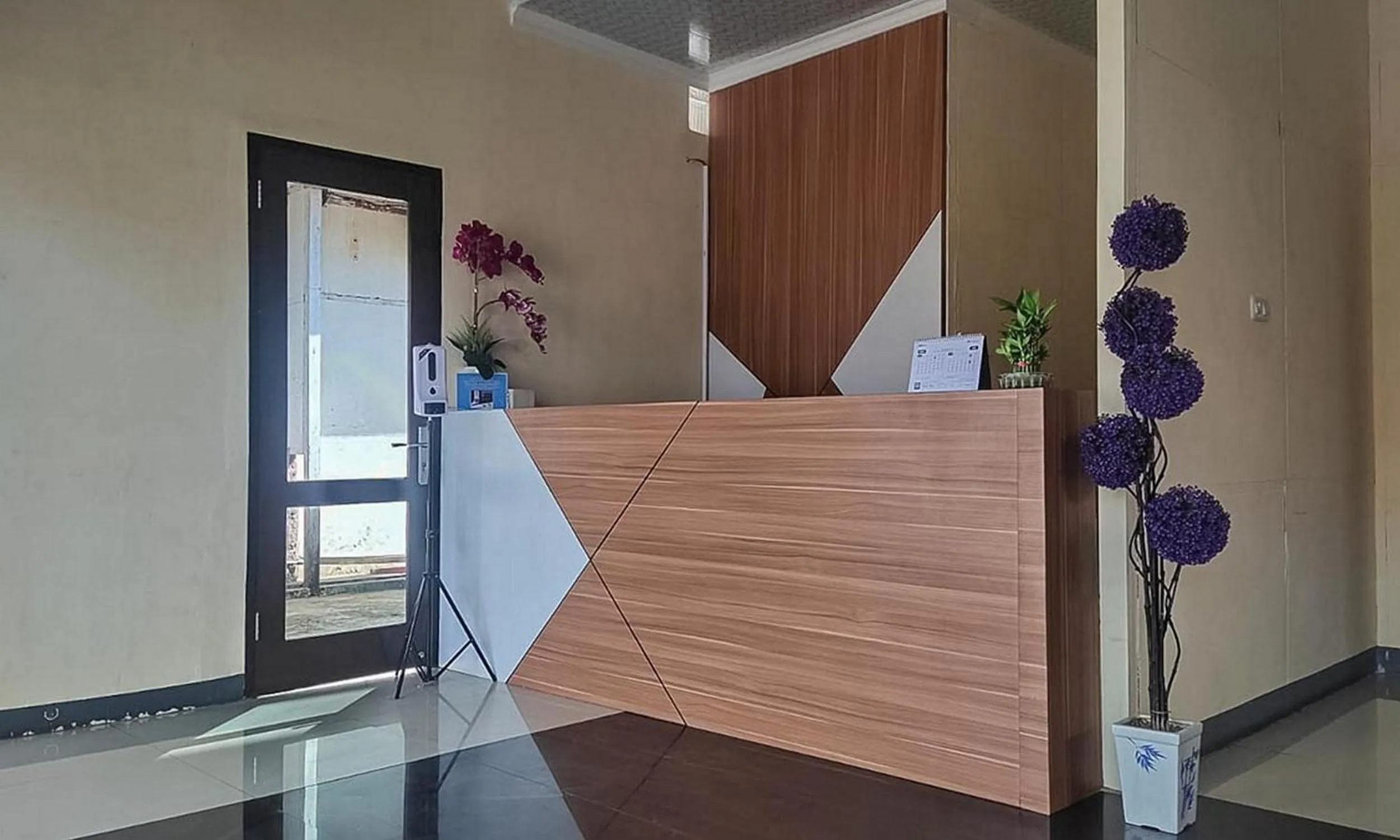 RedDoorz @ Merauke City Center