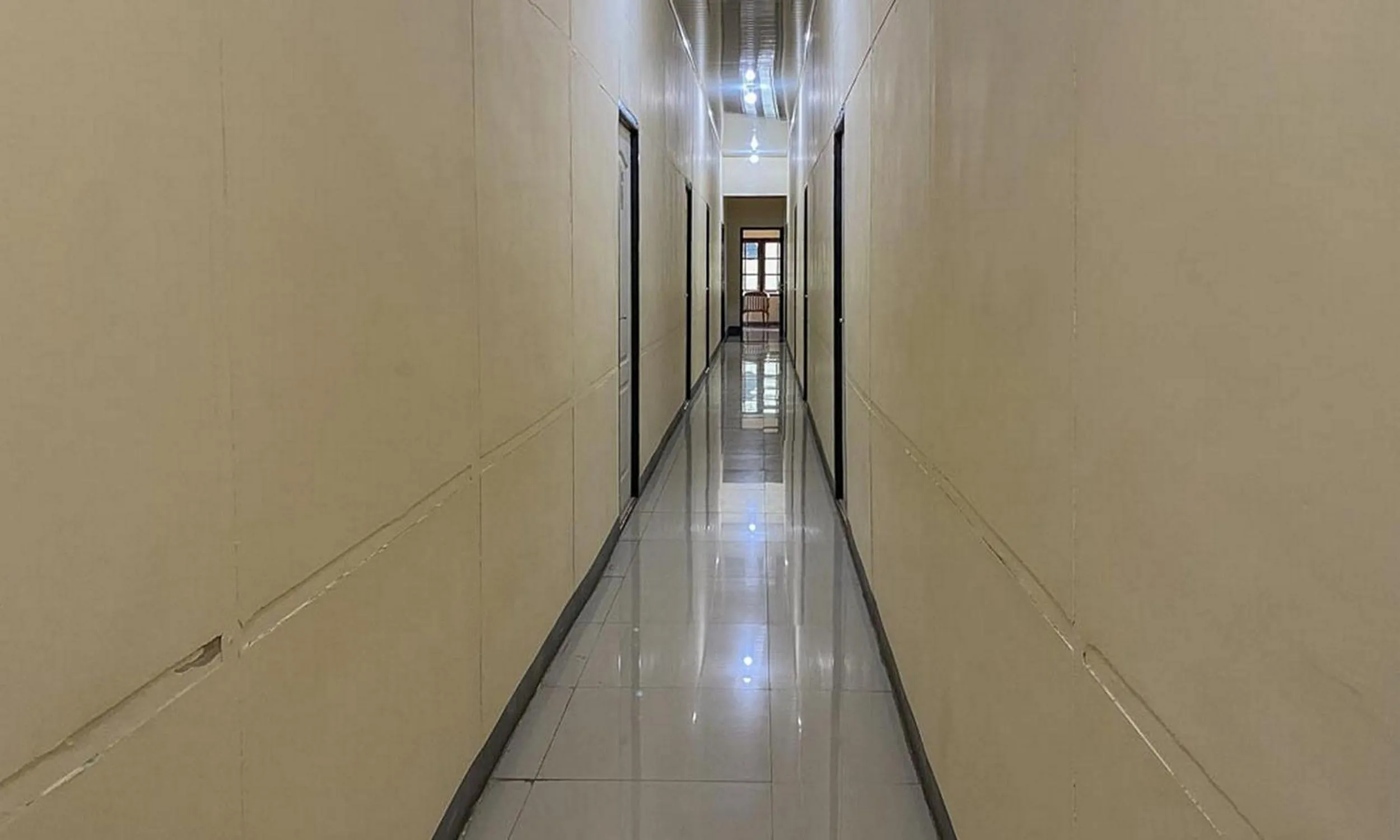 RedDoorz @ Merauke City Center