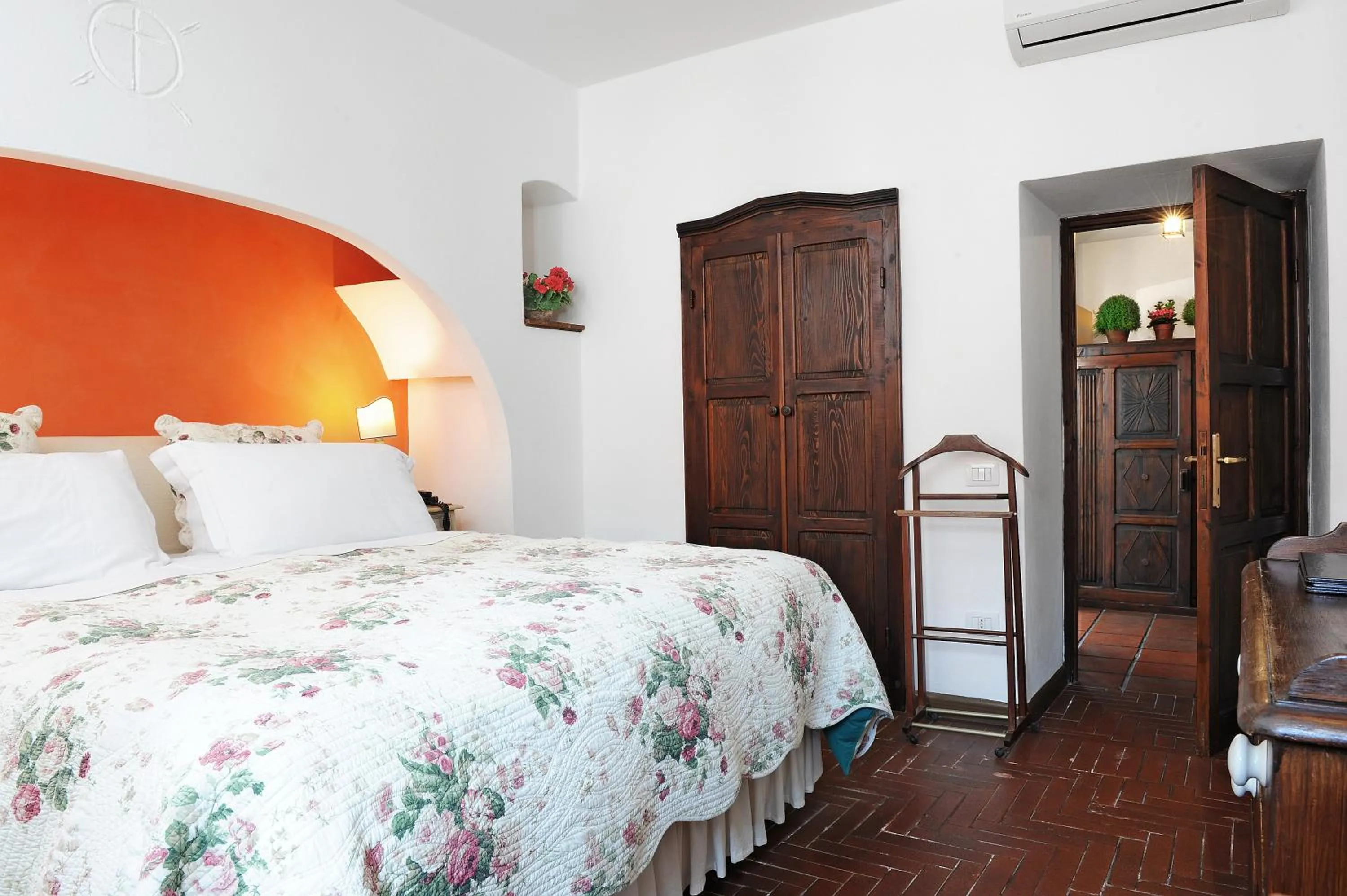 Bed in Hotel Lucrezia