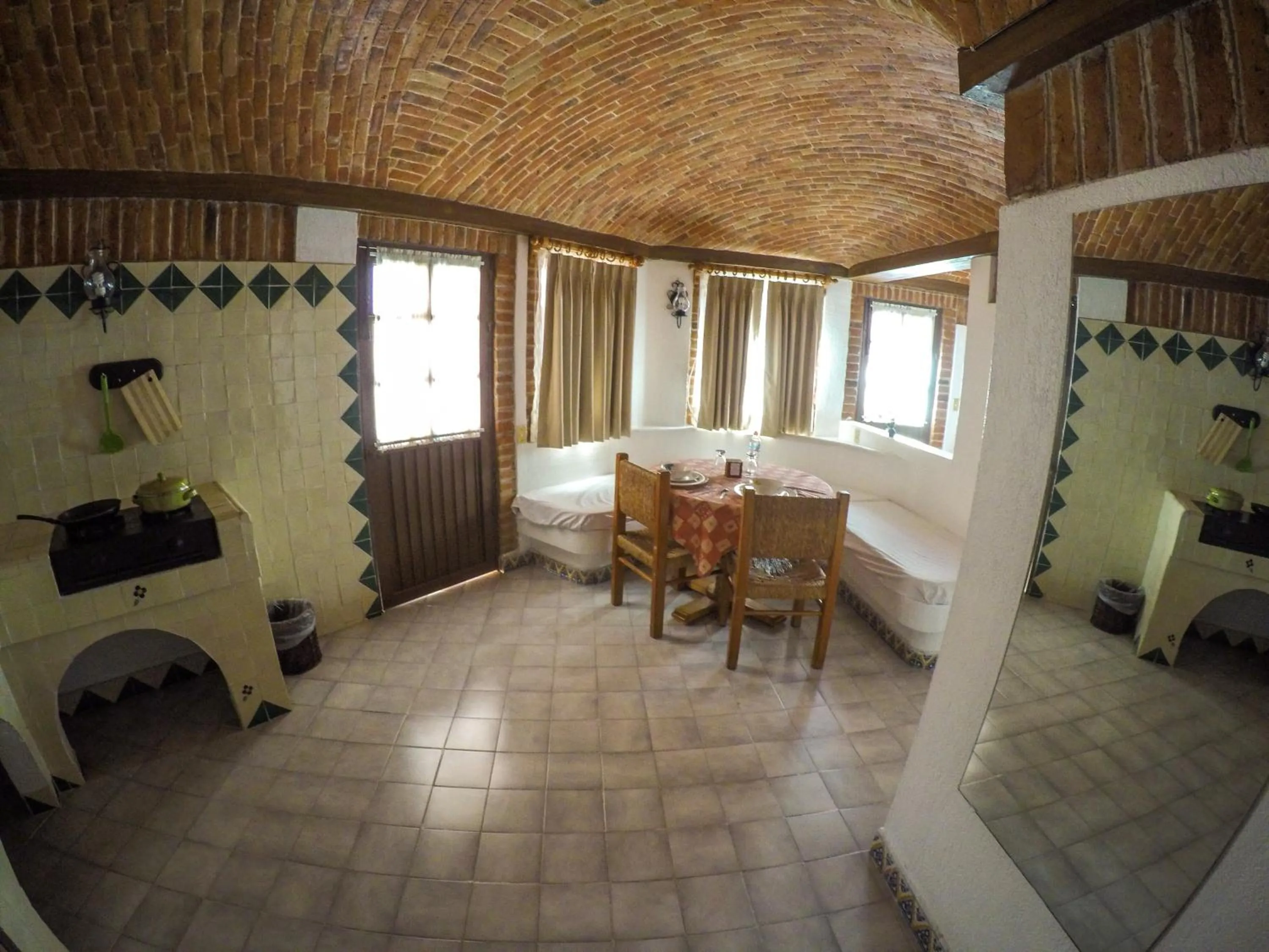 Suites Paraiso Tequis