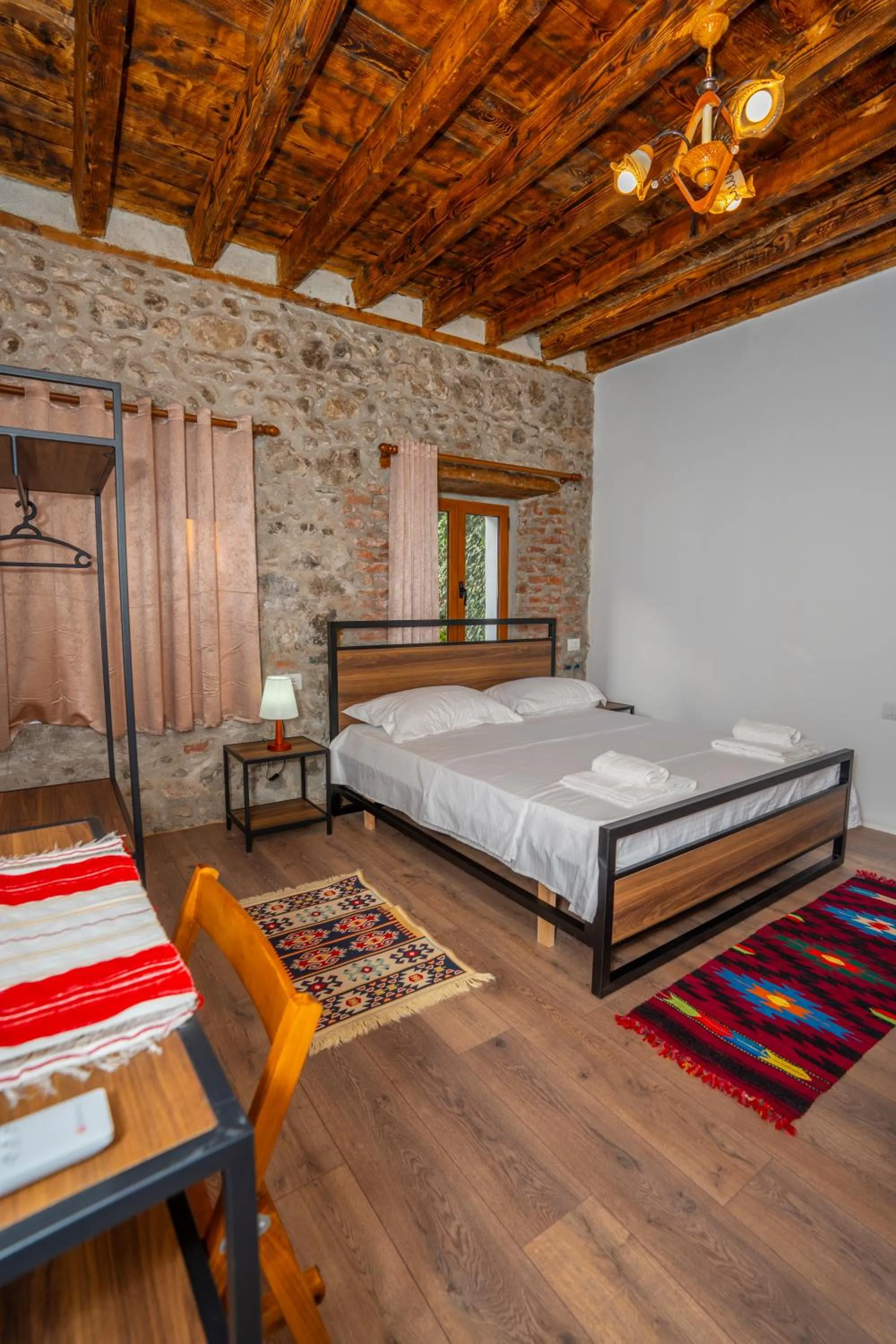 Double Room with Private Bathroom in InTown Guesthouse Shkoder