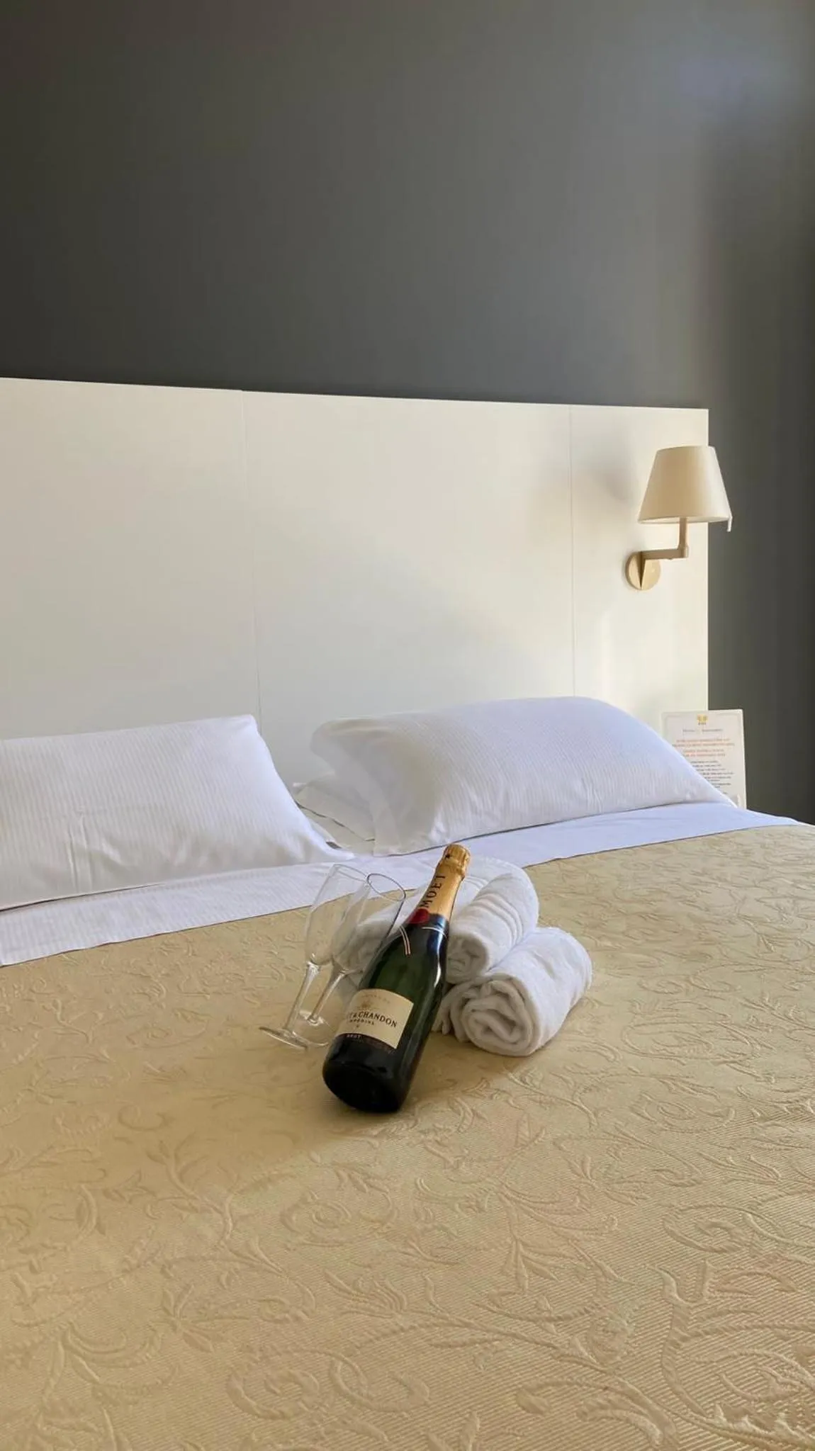 Bed in Albergo Belsoggiorno