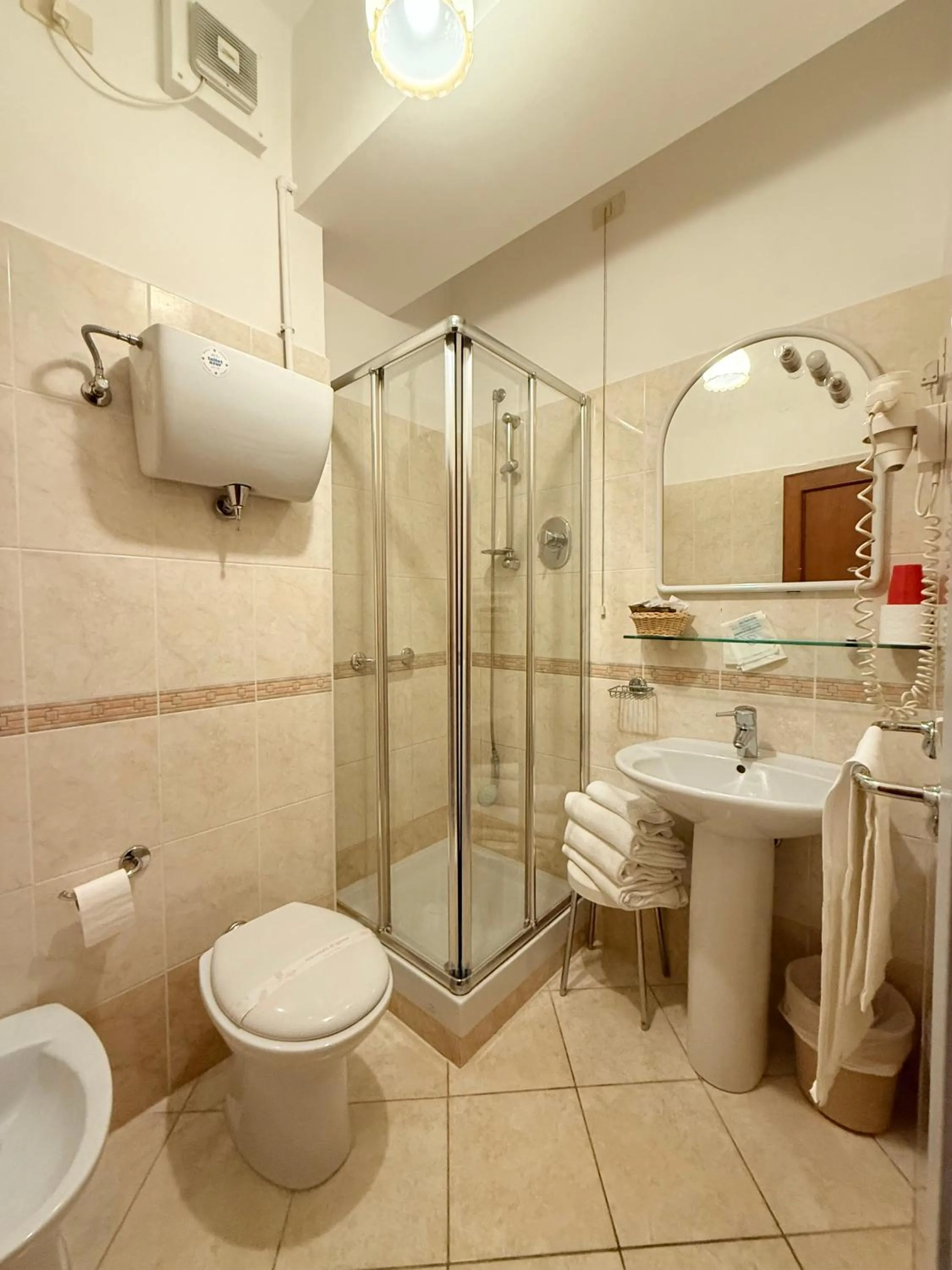 Shower in Grifone Hotel