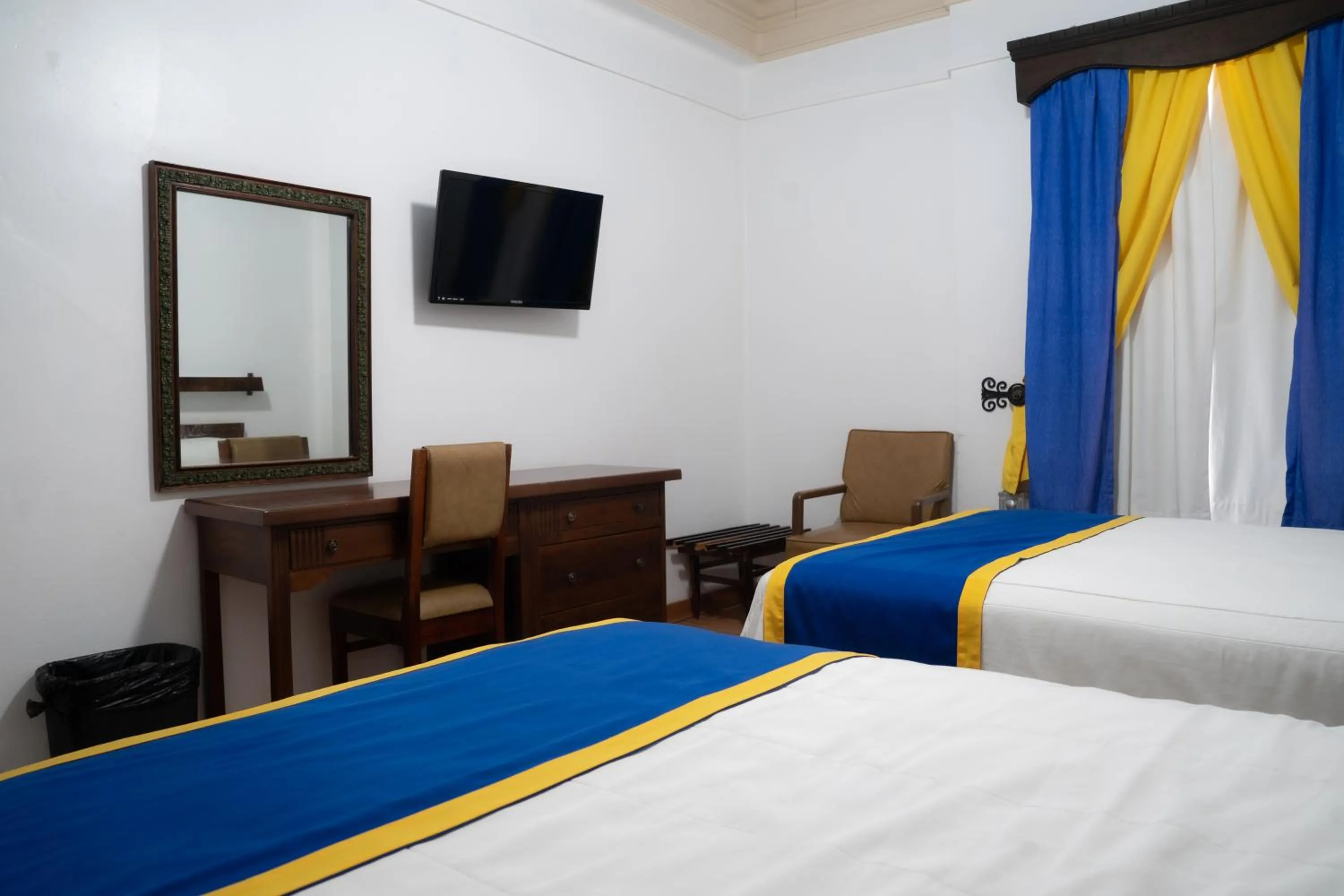Twin Room in Hotel Sierra Gorda