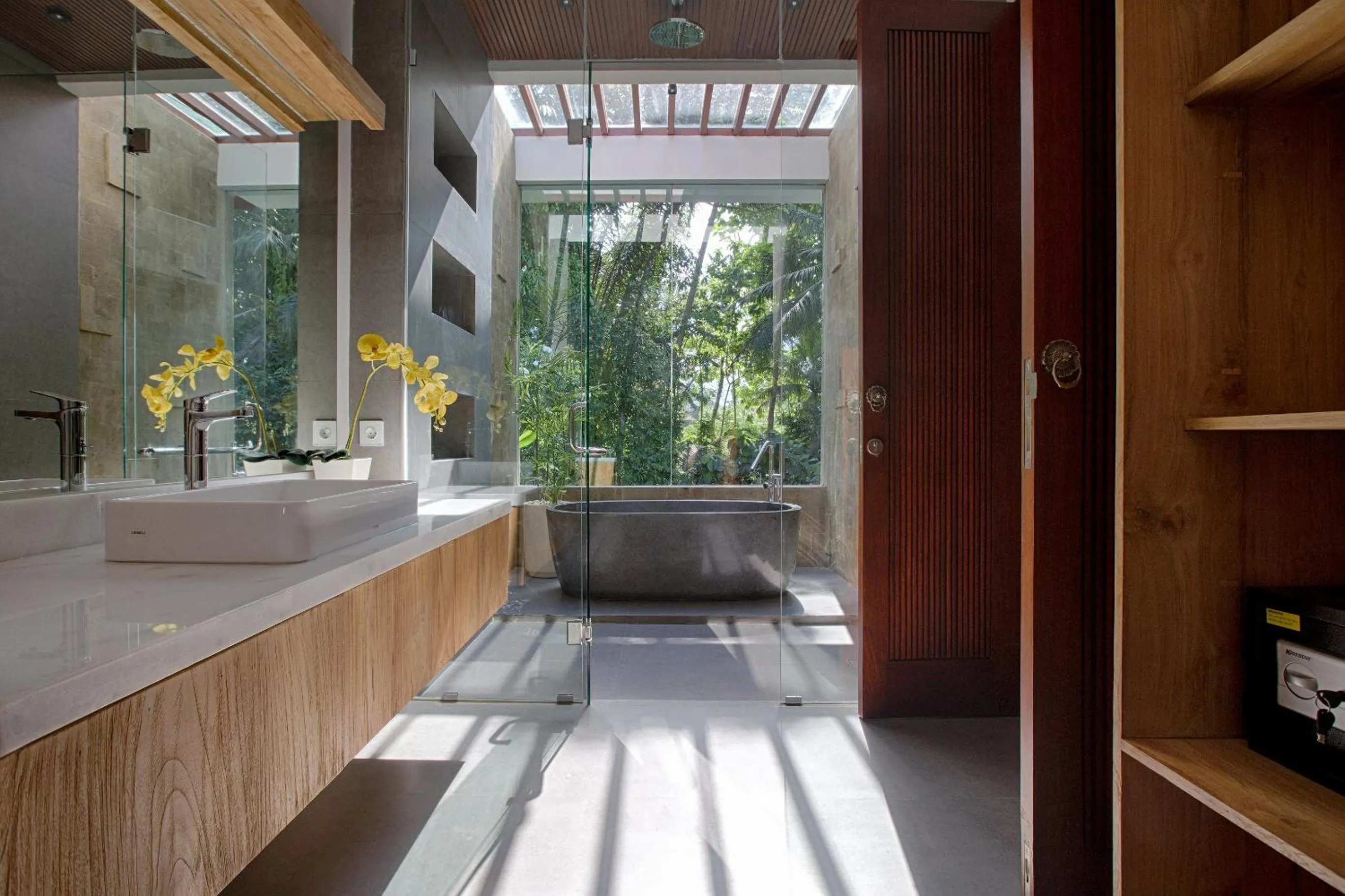 Bathroom in The Kanjeng Elitya Villa Ubud