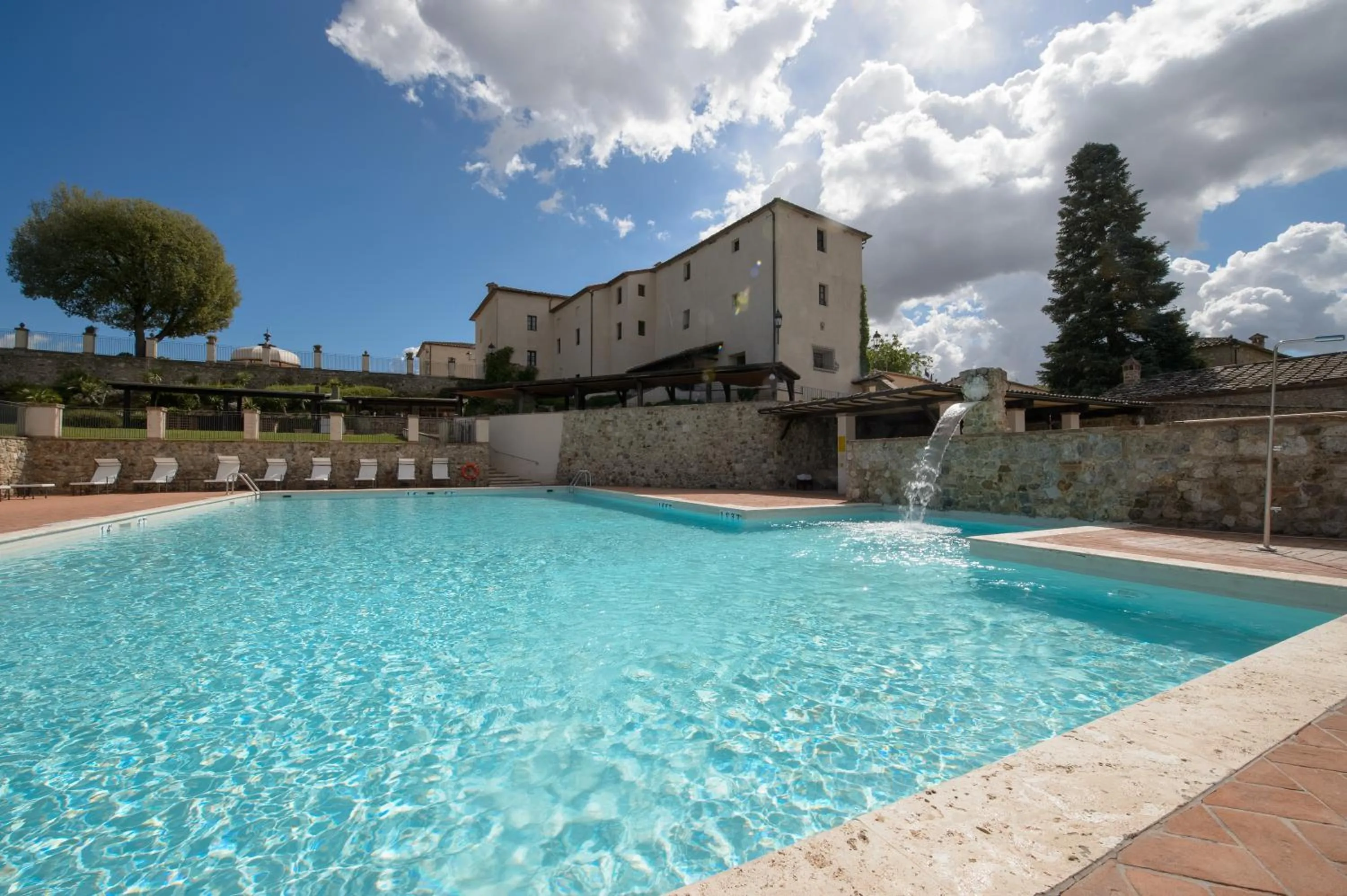 Swimming pool in La Bagnaia Golf Resort