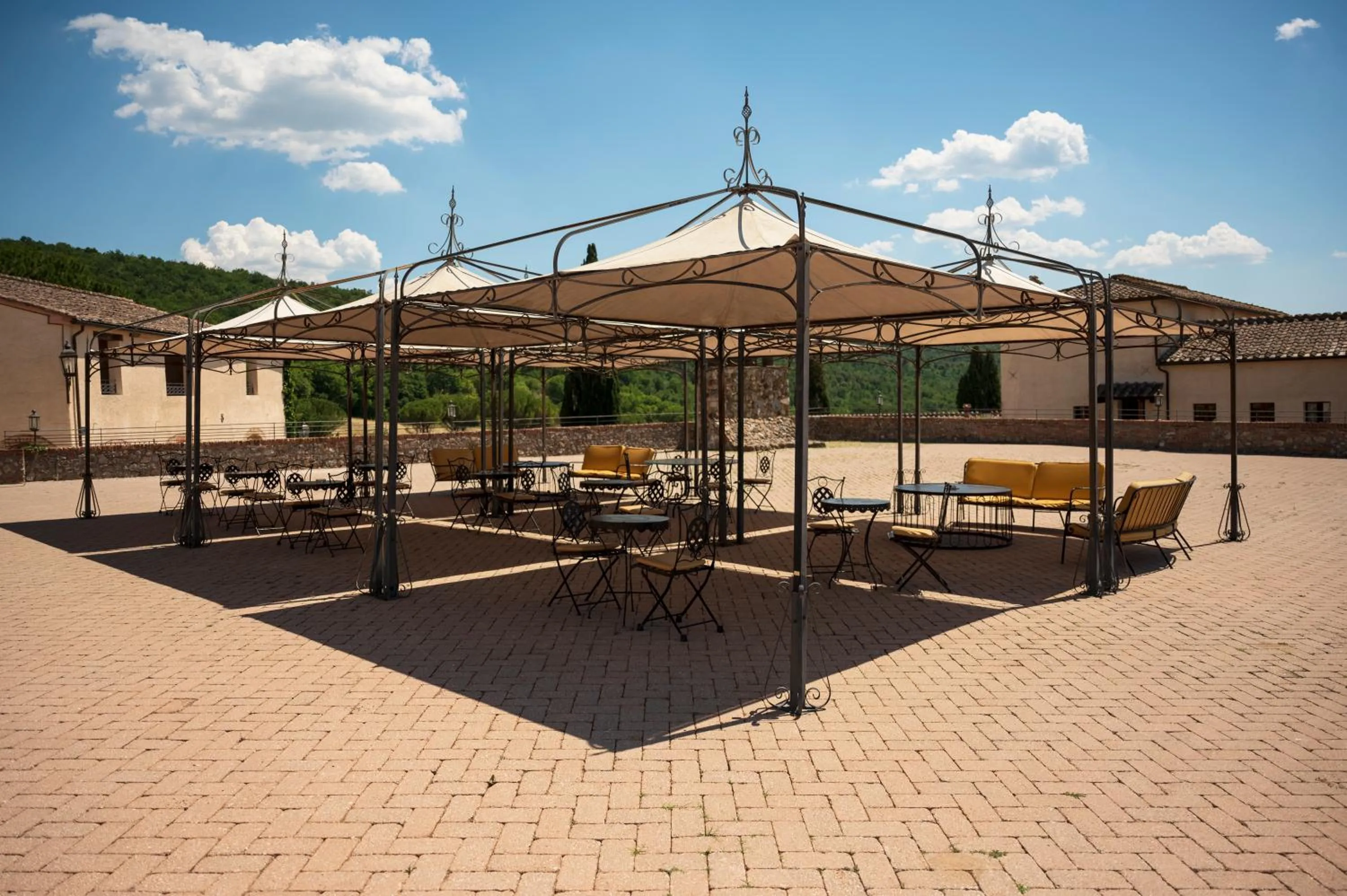 Balcony/Terrace in La Bagnaia Golf Resort