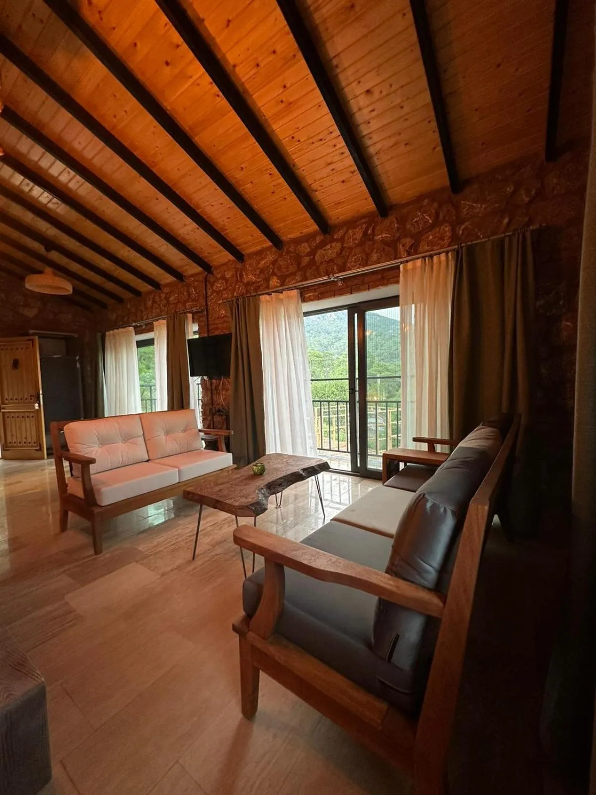 Seating area in Çandır Resort Restaurant