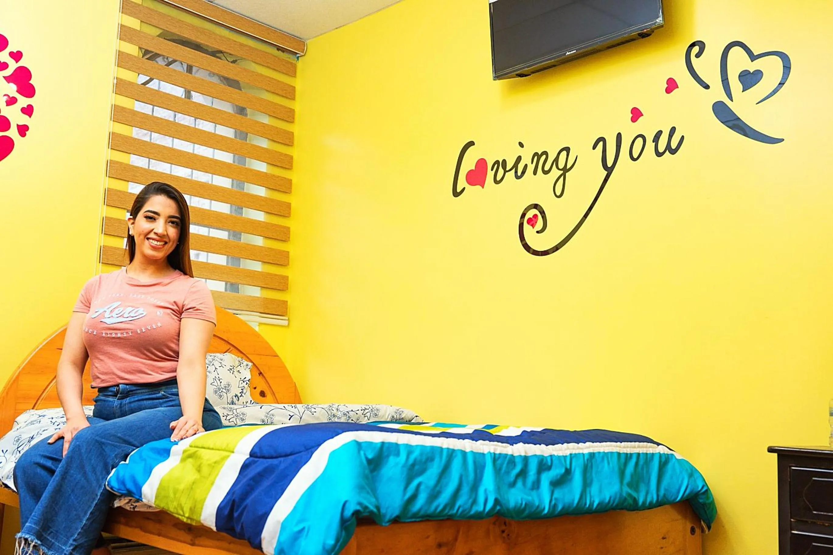 Photo of the whole room, Bed in Olympus Plaza