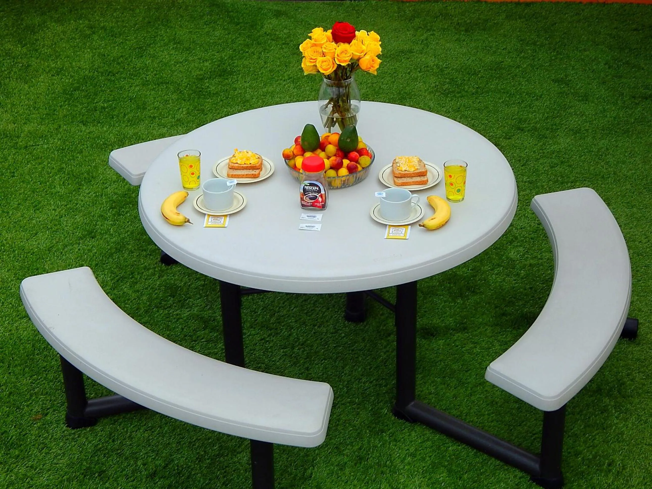 Food and drinks in Olympus Plaza